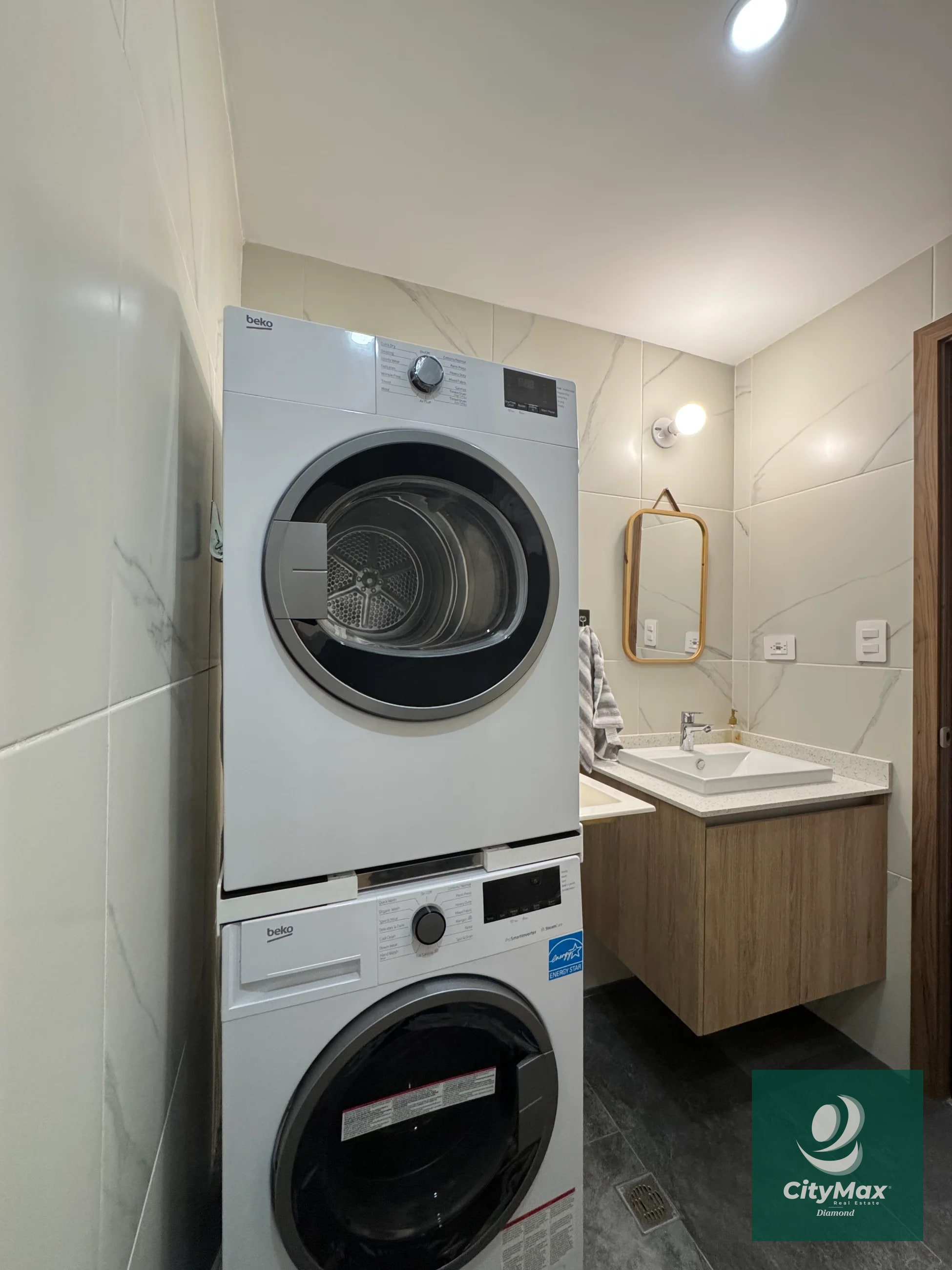 Apartamento tipo Estudio amueblado en renta Zona 15 - 9