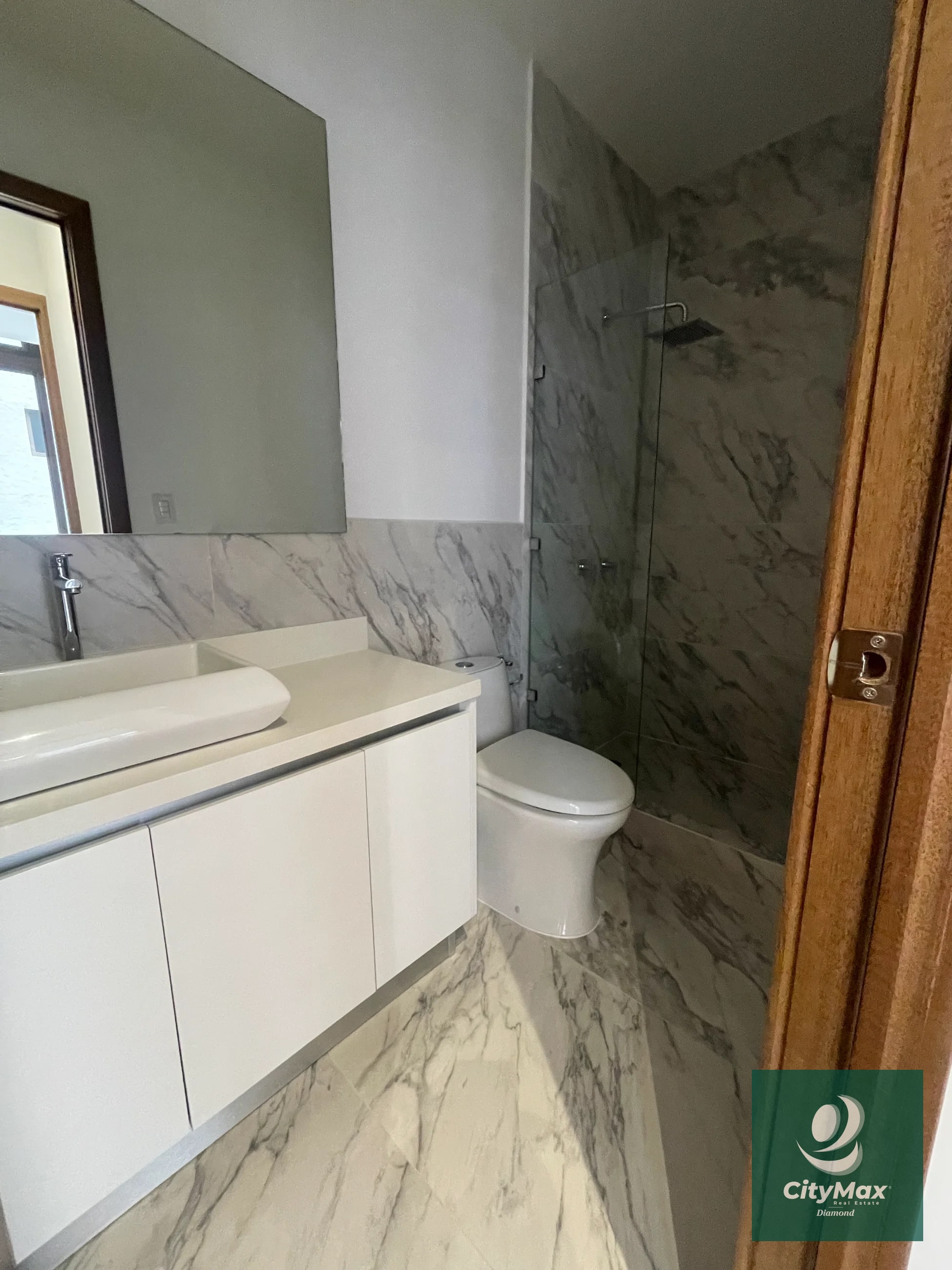 Apartamento en Renta en Vista Hermosa 1 Zona 15 Guatemala - 12