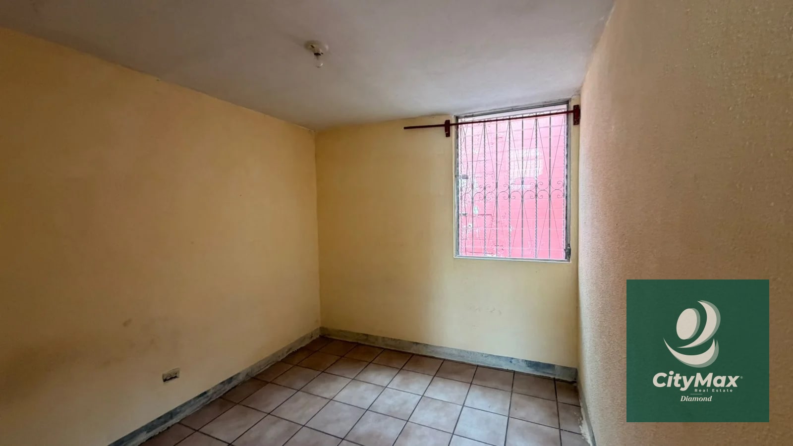 Casa en venta de un nivel en Villa Canales - 9