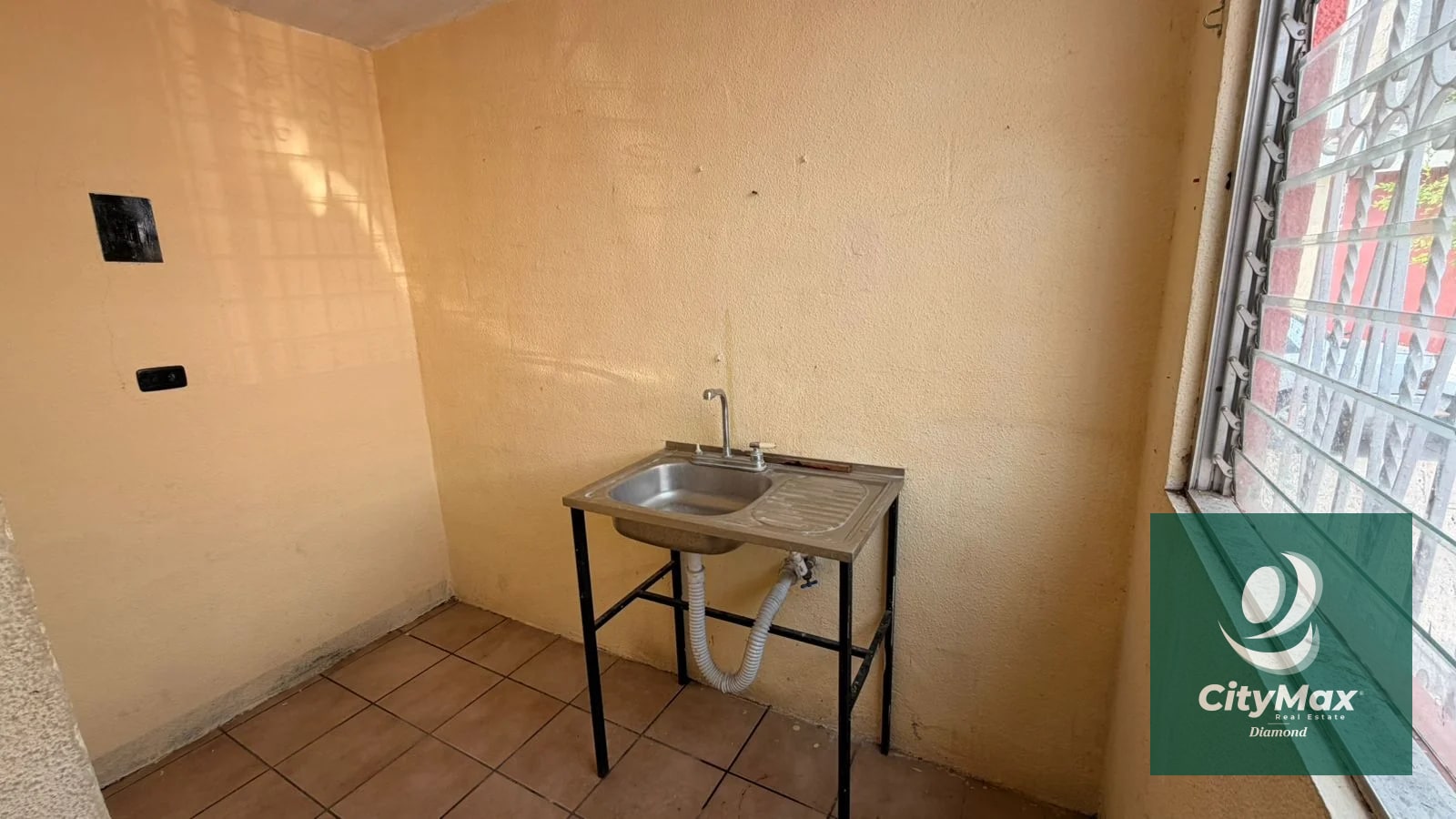 Casa en venta de un nivel en Villa Canales - 5