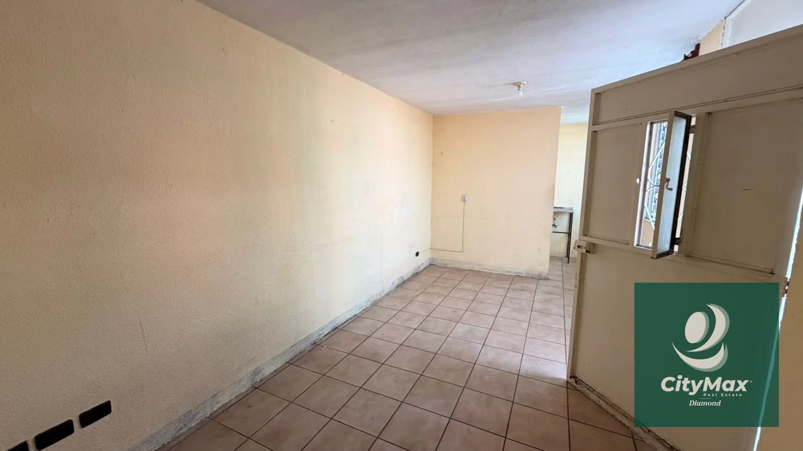 Casa en venta de un nivel en Villa Canales - 1