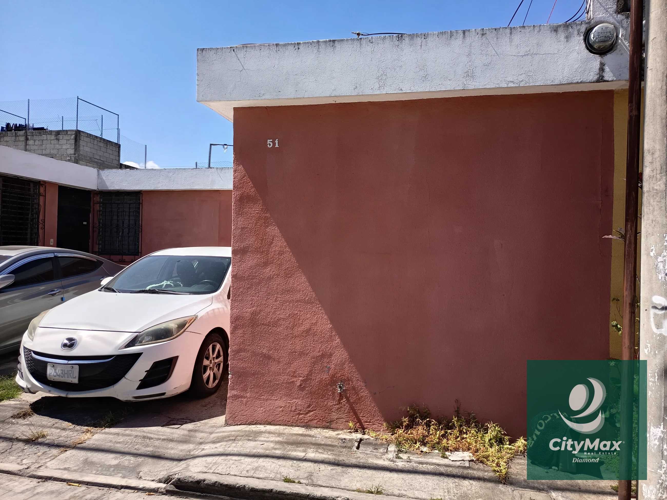 Casa en venta de un nivel en Villa Canales - 2