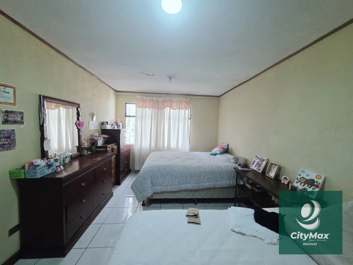 Casa en Venta en Loma Real San Cristobal Zona 8 de Mixco - 8