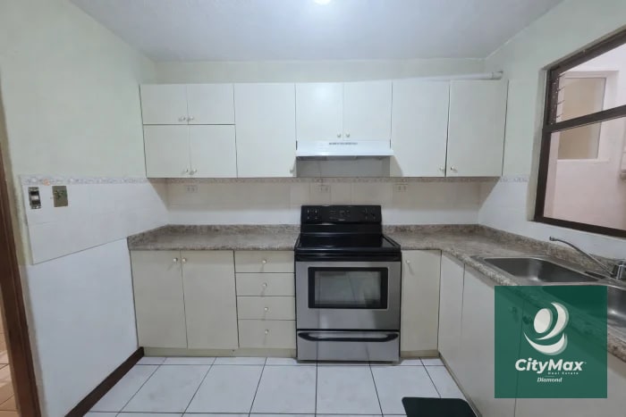 Casa en Venta en Loma Real San Cristobal Zona 8 de Mixco - 5