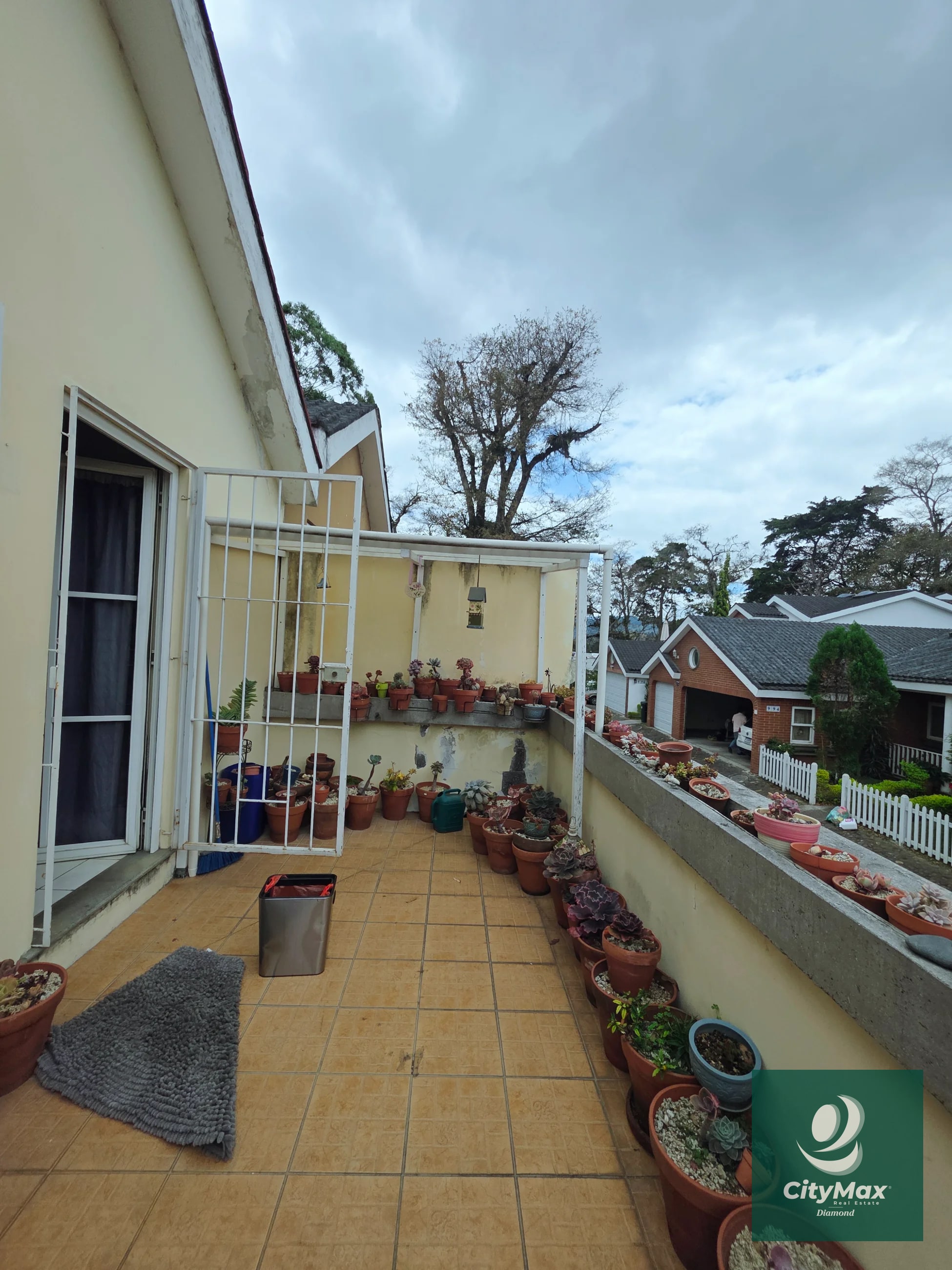 Casa en Venta en Lomas de San Nicolas Zona 16 - 16