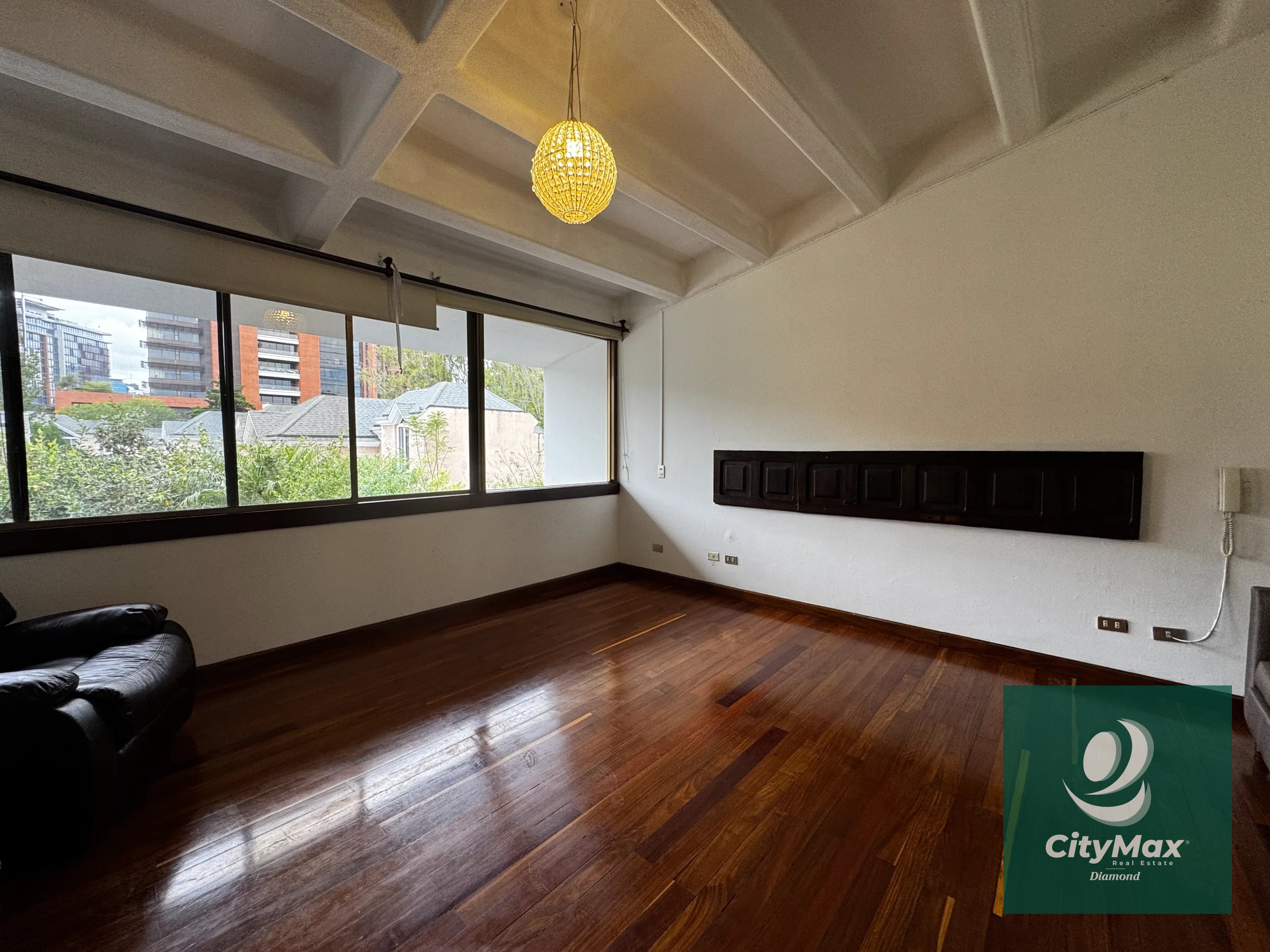 Casa en Venta en Zona 10 entorno Las Margaritas — Casa en Venta en Zona 10, Guatemala, Ciudad — foto 16 de 17