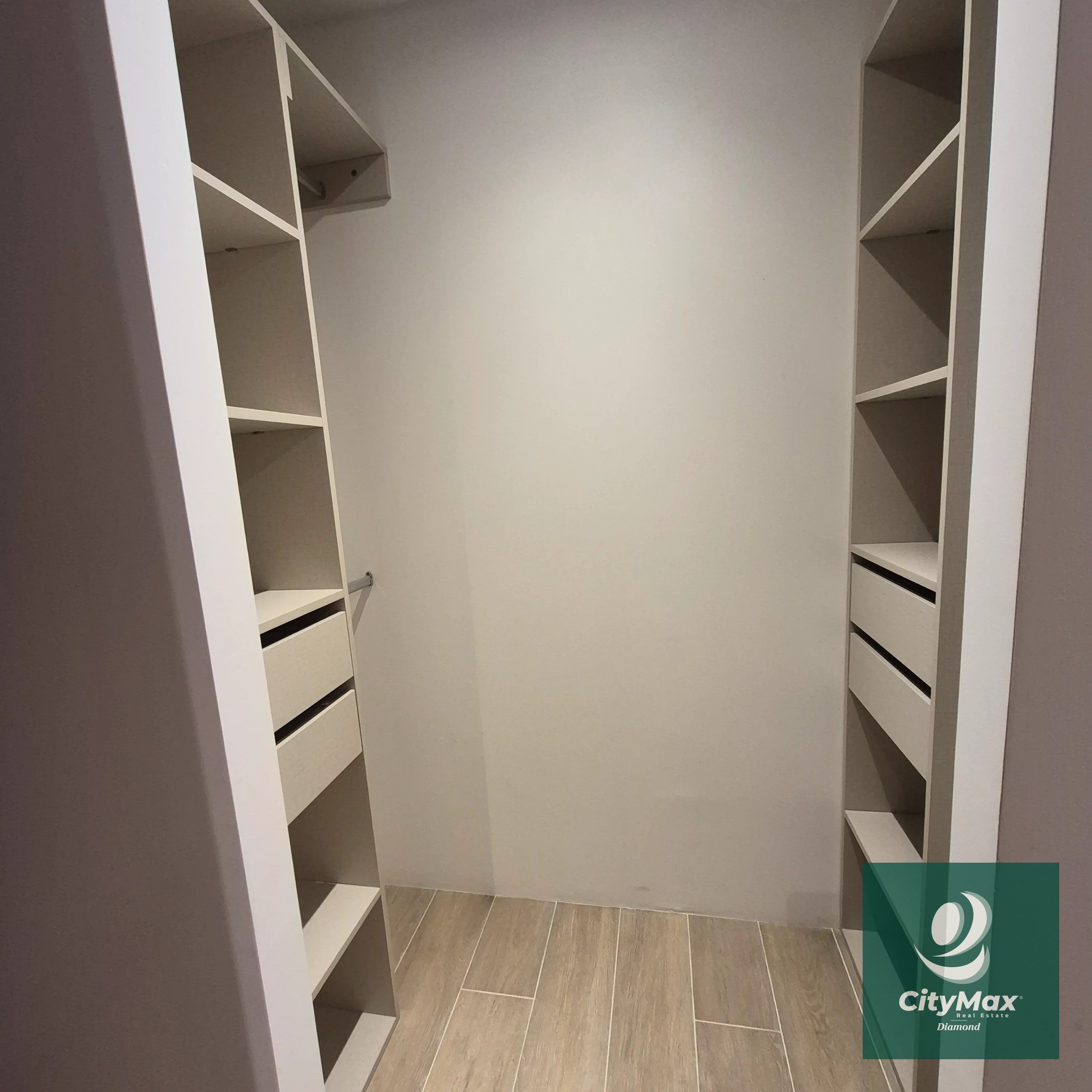 Apartamento en Planos en Venta en Zona 15 Guatemala — Apartamento en Venta en Zona 15, Guatemala, Ciudad — foto 9 de 12