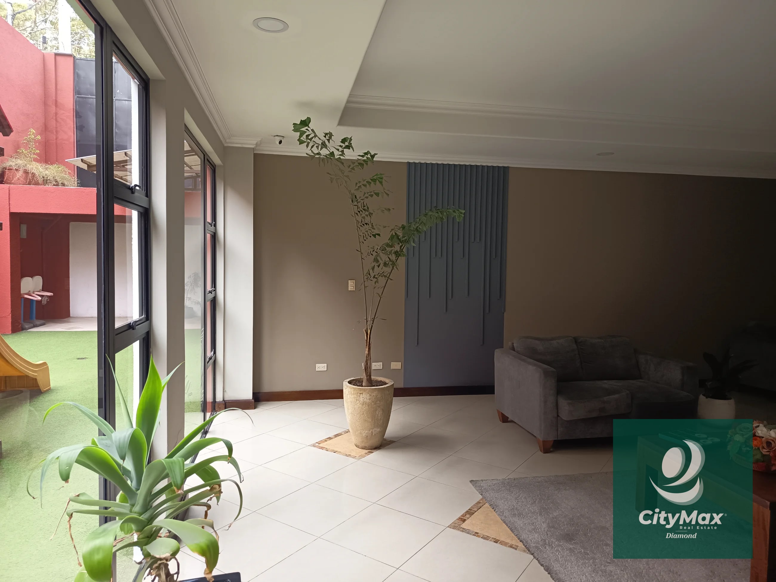 Apartamento en renta en zona 14 sobre Las Americas — Apartamento en Alquiler en Zona 14, Guatemala, Ciudad — foto 2 de 17