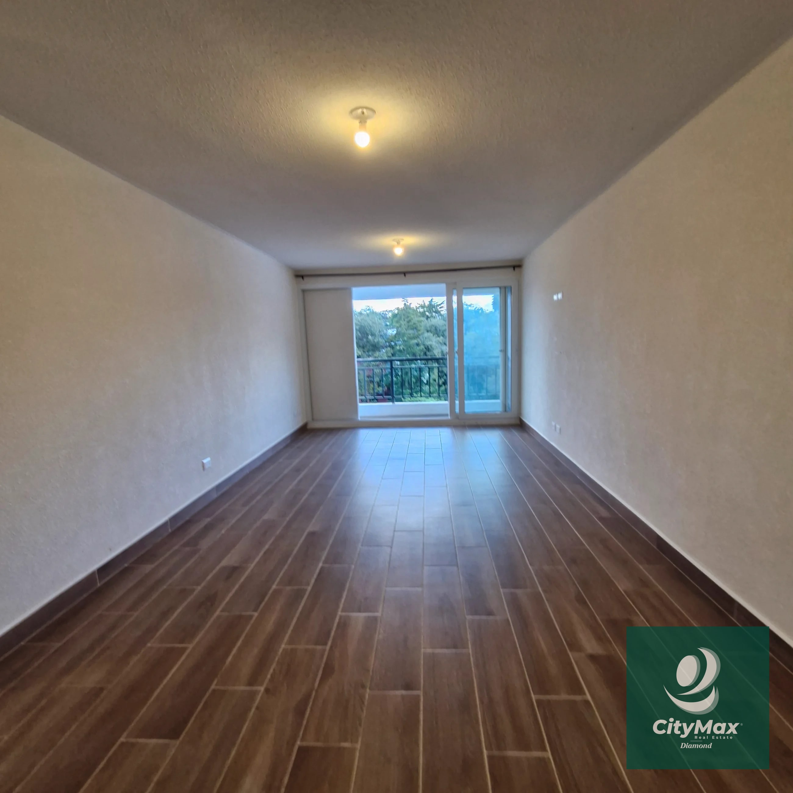 Apartamento en Venta en Senderos Zona 16 Guatemala — Apartamento en Venta en Zona 16, Guatemala, Ciudad — foto 2 de 17