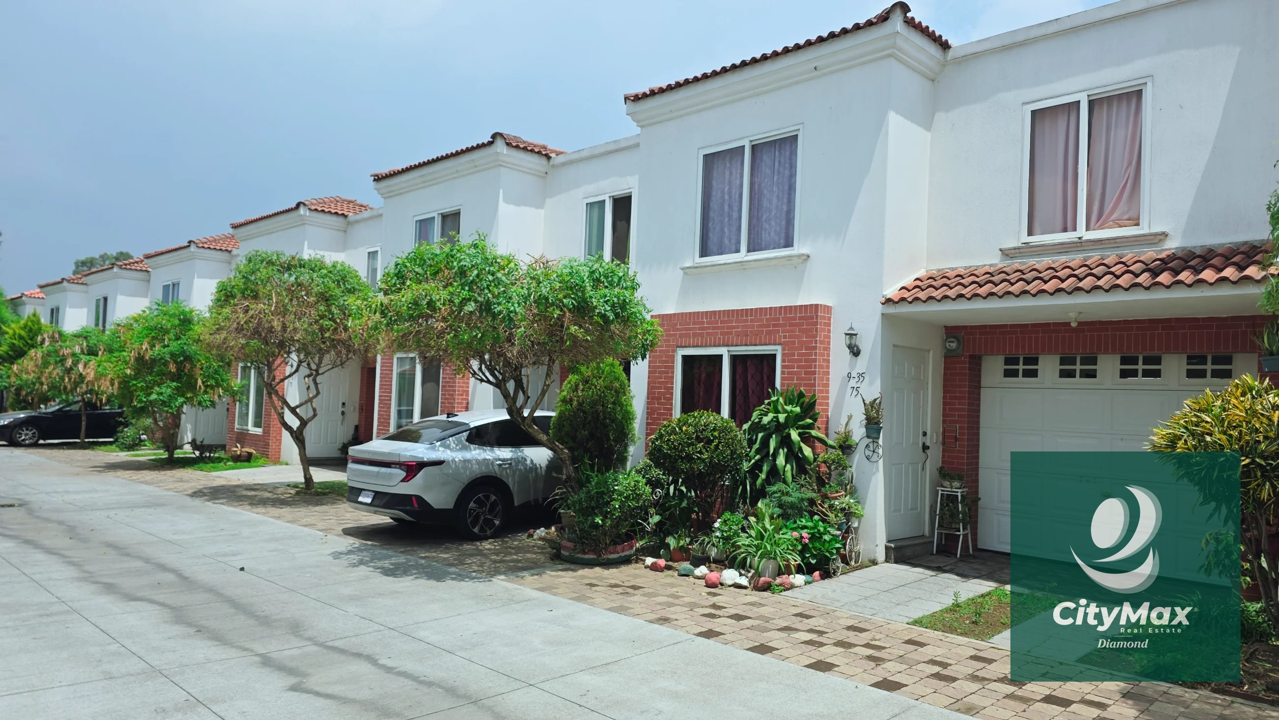 Casa en Venta en Hacienda de Las Flores Villa Nueva Zona 2 — Casa en Venta en Villa Nueva, Guatemala, Ciudad — foto 2 de 17