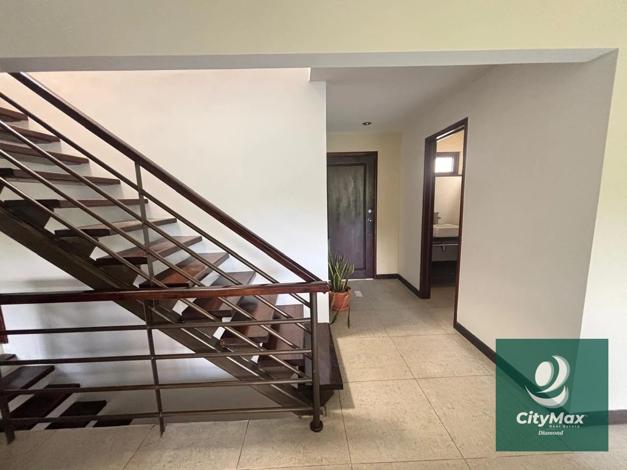 Casa en Venta y Renta km 18.5 Los Encinos Carretera Salvador — Casa en Alquiler en km 16-20, Carretera a El Salvador, Guatemala, Ciudad — foto 11 de 17