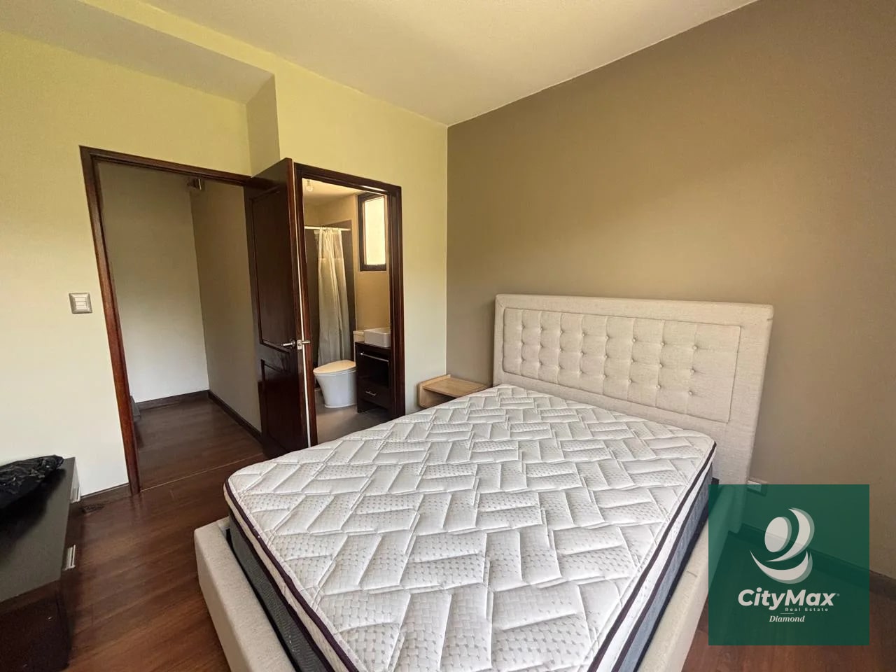 Casa en Venta y Renta km 18.5 Los Encinos Carretera Salvador — Casa en Alquiler en km 16-20, Carretera a El Salvador, Guatemala, Ciudad — foto 1 de 17