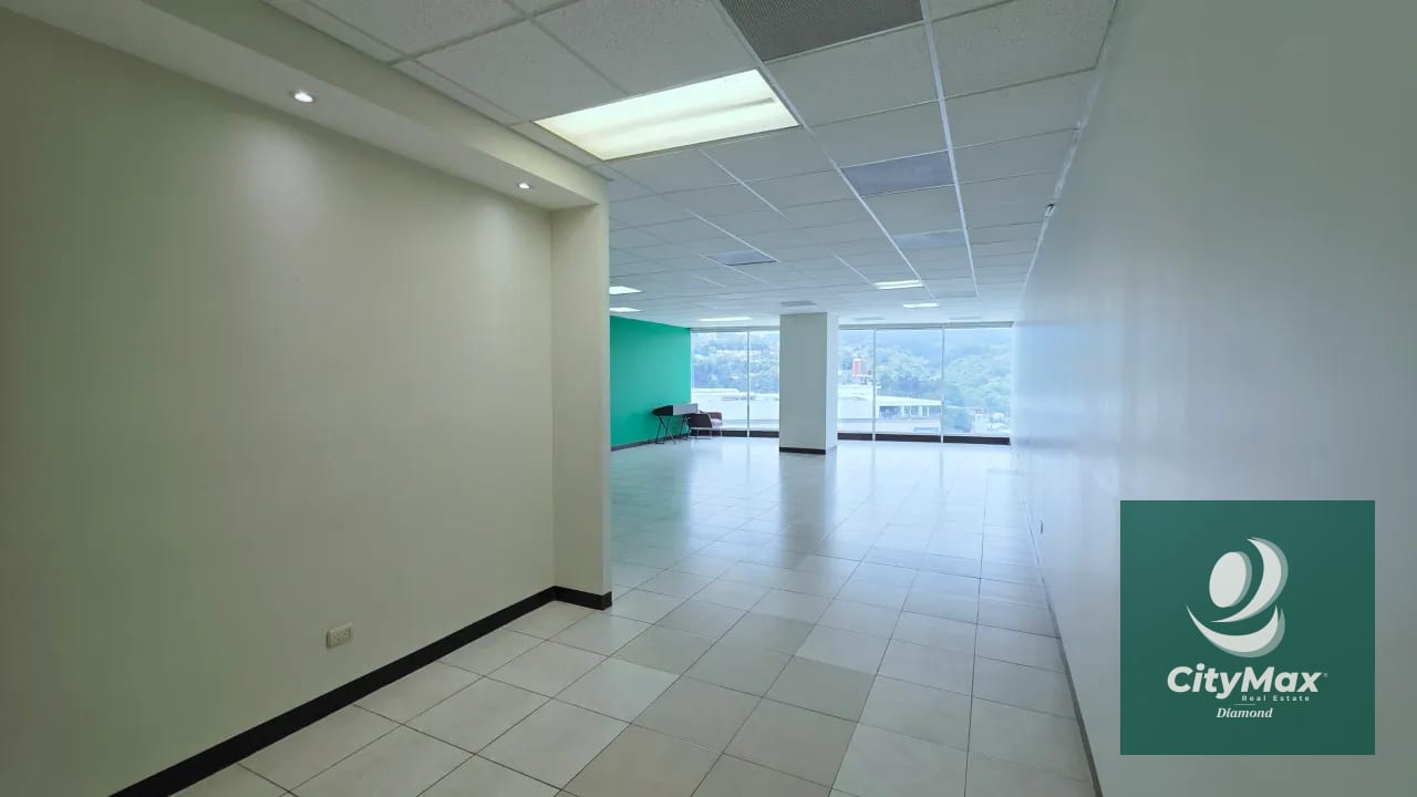 Oficina en Renta en Zona Pradera Zona 10 Guatemala — Oficina en Alquiler en Zona Pradera, Zona 10, Guatemala, Ciudad — foto 12 de 12