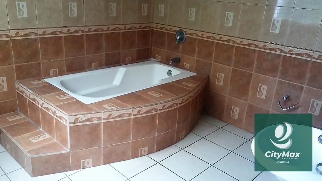 Venta de Casa Grande en Condominio Terravista — Casa en Venta en Terravista, Carretera a El Salvador, Guatemala, Ciudad — foto 16 de 17