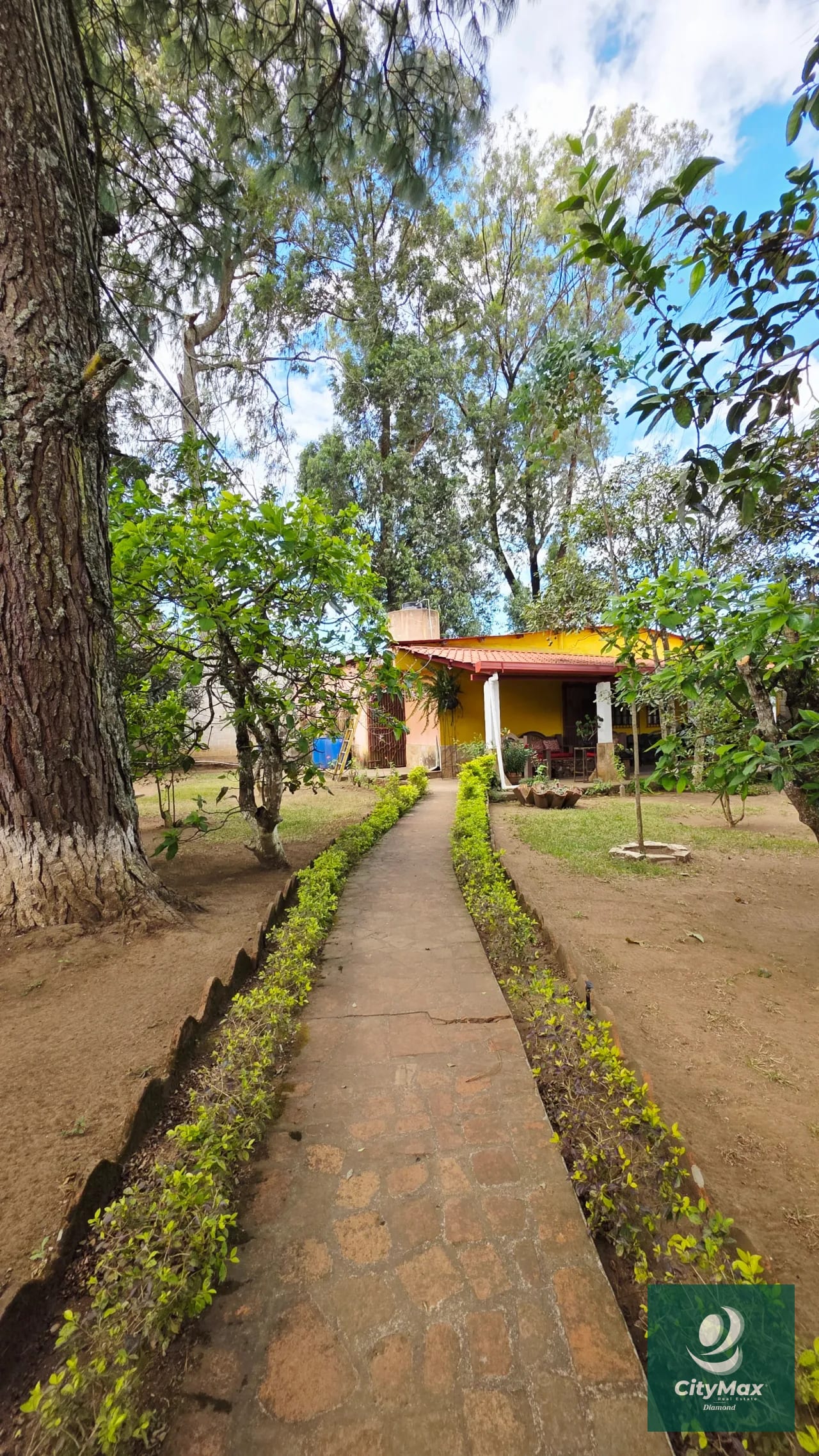 Casa de Descanso en Venta Aldea Las Flores Sumpango — Casa en Venta en Sumpango, Sacatepéquez — foto 3 de 16