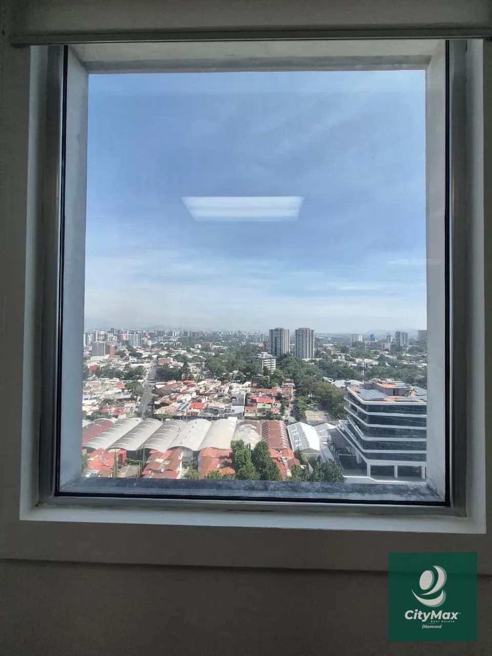 Oficina en Renta Zona Pradera Torre 3 — Oficina en Alquiler en Zona Pradera, Zona 10, Guatemala, Ciudad — foto 11 de 15