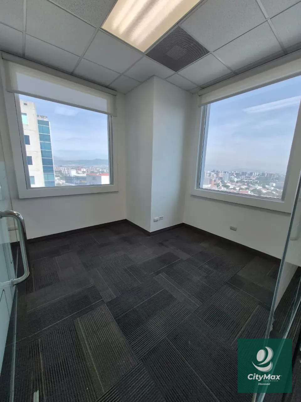 Oficina en Renta Zona Pradera Torre 3 — Oficina en Alquiler en Zona Pradera, Zona 10, Guatemala, Ciudad — foto 15 de 15