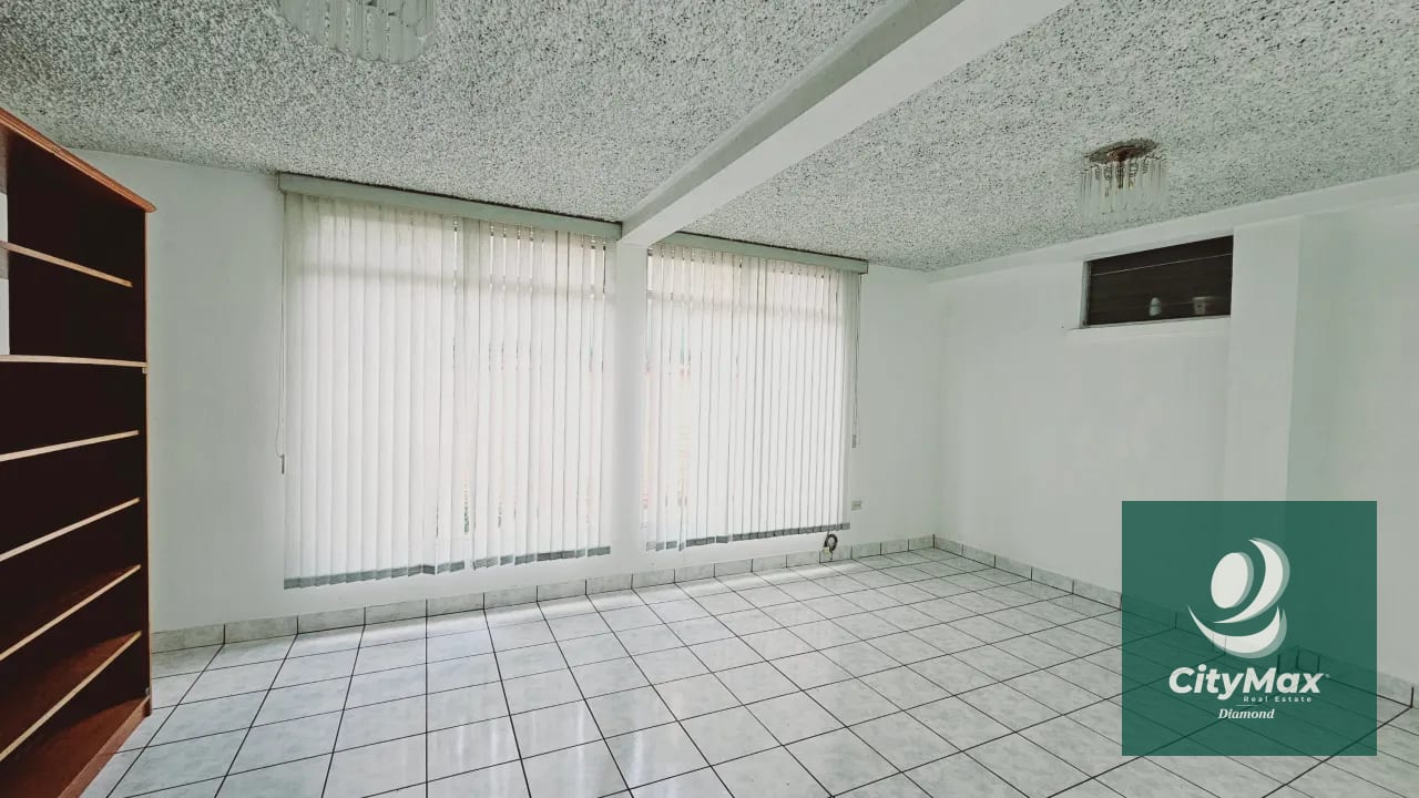Casa para oficina a puerta cerrada en Avenida Petapa Zona 12 — Casa en Alquiler en Avenida Petapa, Zona 12, Guatemala, Ciudad — foto 7 de 13
