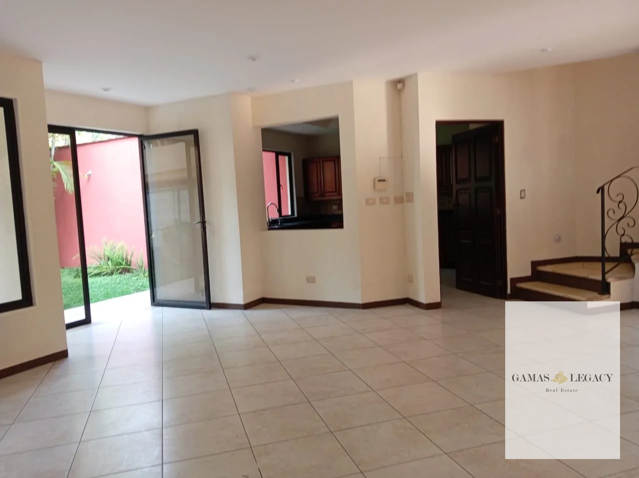 CASA EN RENTA| KANAJUYÚ 2 | ZONA 16 — Casa en Alquiler en Kanajuyú, Zona 16, Guatemala, Ciudad — foto 2 de 6