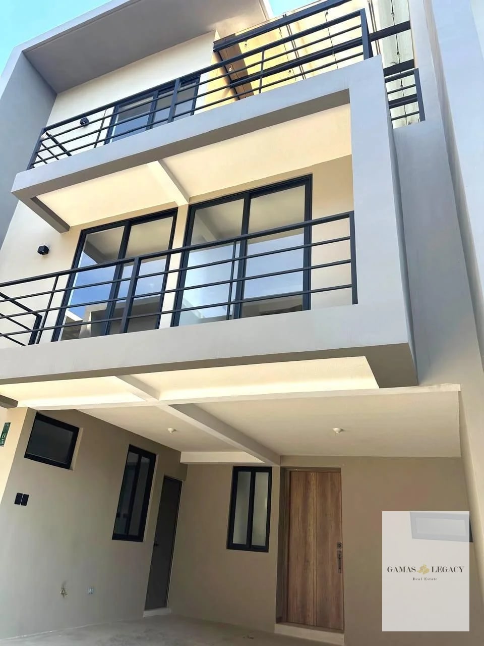 CASA EN RENTA| DANTÉ KANAJUYÚ | ZONA 16 — Casa en Alquiler en Zona 16, Guatemala, Ciudad — foto 1 de 14