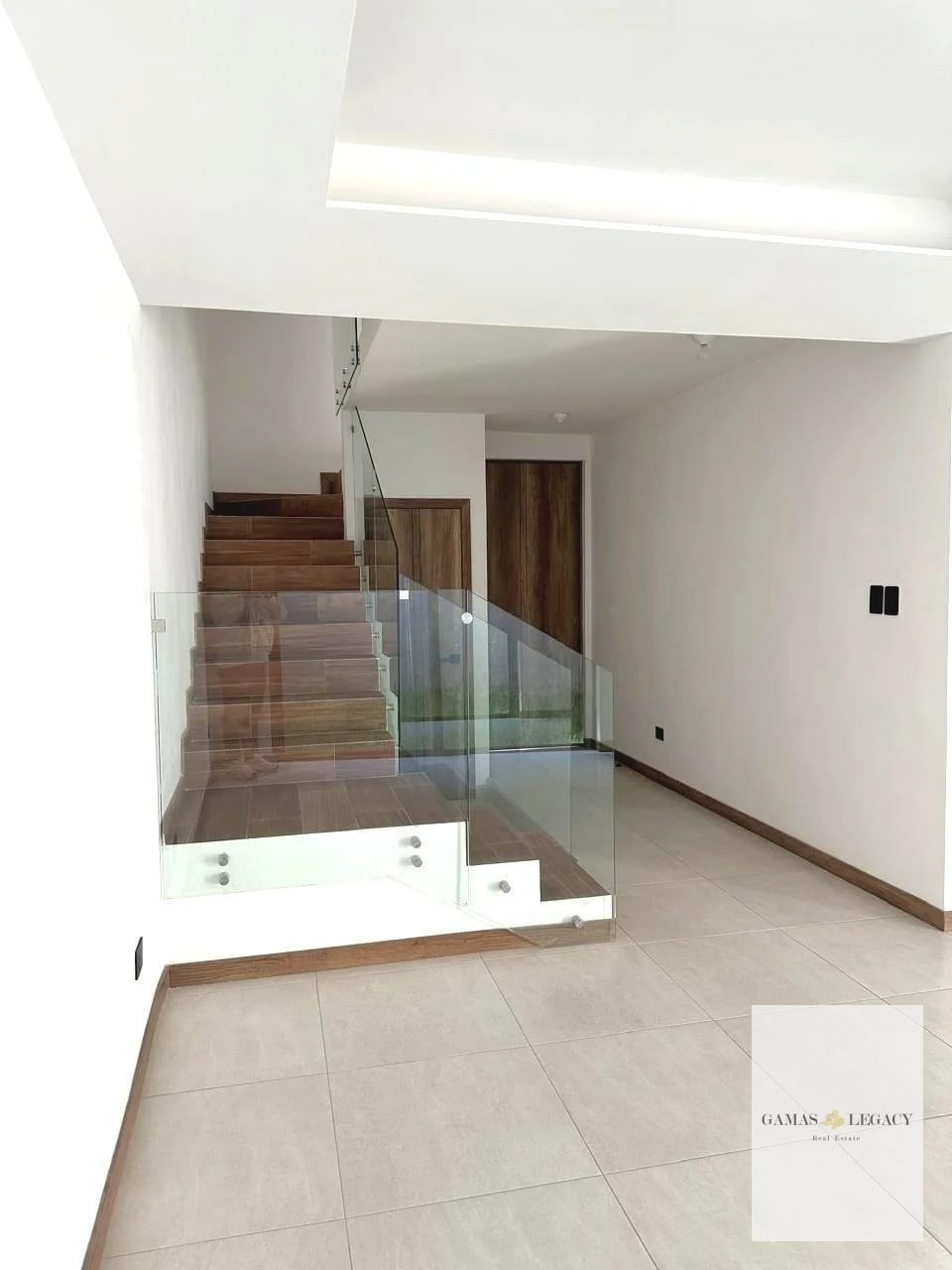 CASA EN RENTA| DANTÉ KANAJUYÚ | ZONA 16 — Casa en Alquiler en Zona 16, Guatemala, Ciudad — foto 7 de 14