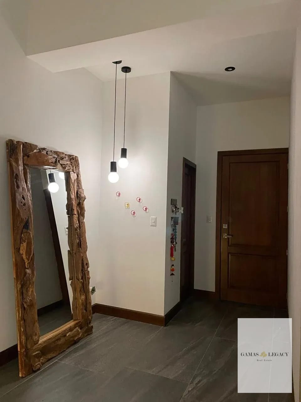 APARTAMENTO EN RENTA | EDIFICIO SALVATORRE | ZONA 10 — Apartamento en Alquiler en Salvattore, Zona 10, Guatemala, Ciudad — foto 4 de 4