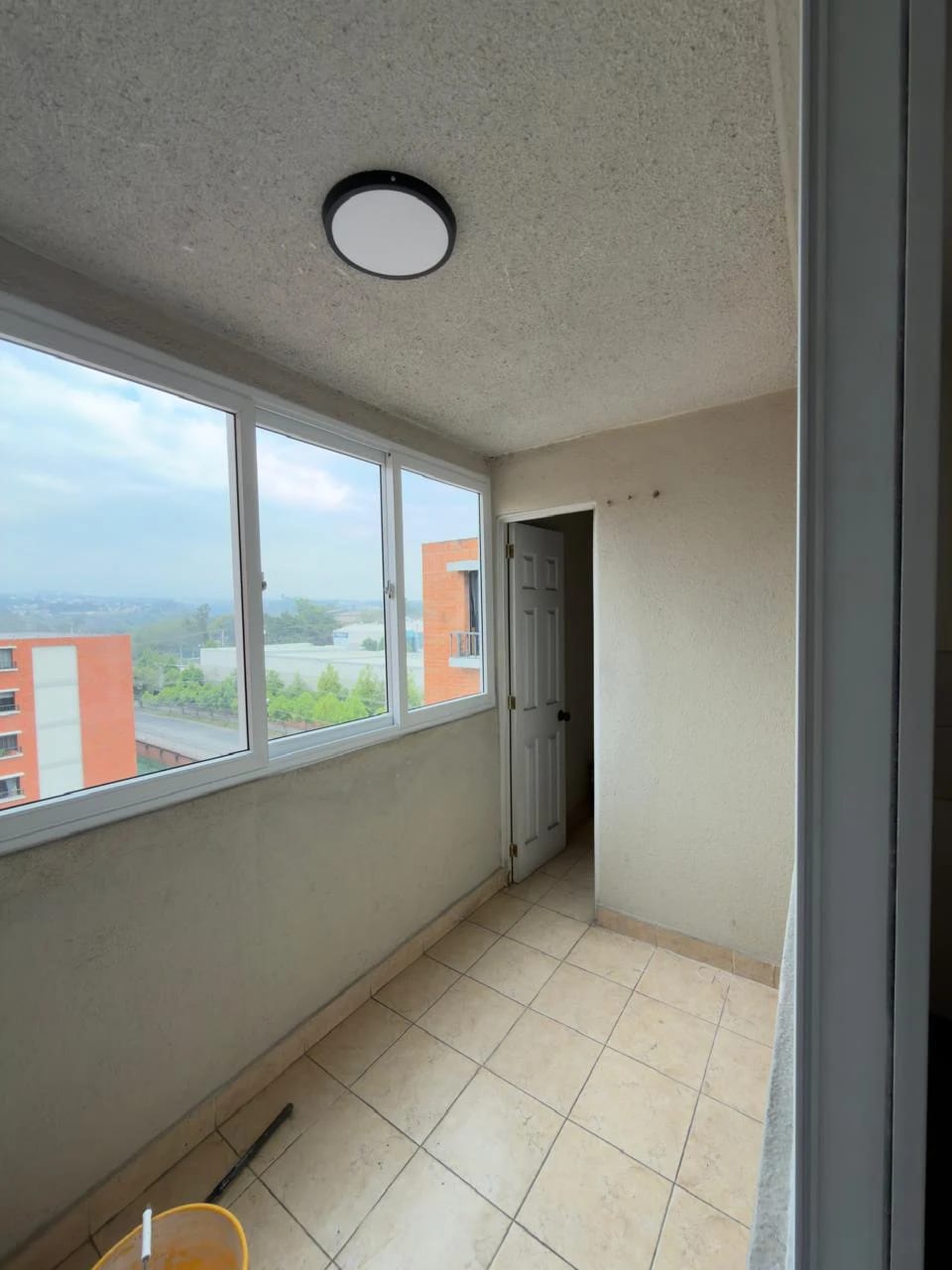 Apto. en renta Las Charcas zona 11 — Apartamento en Alquiler en Balcones de Las Charcas, Zona 11, Guatemala, Ciudad — foto 4 de 7