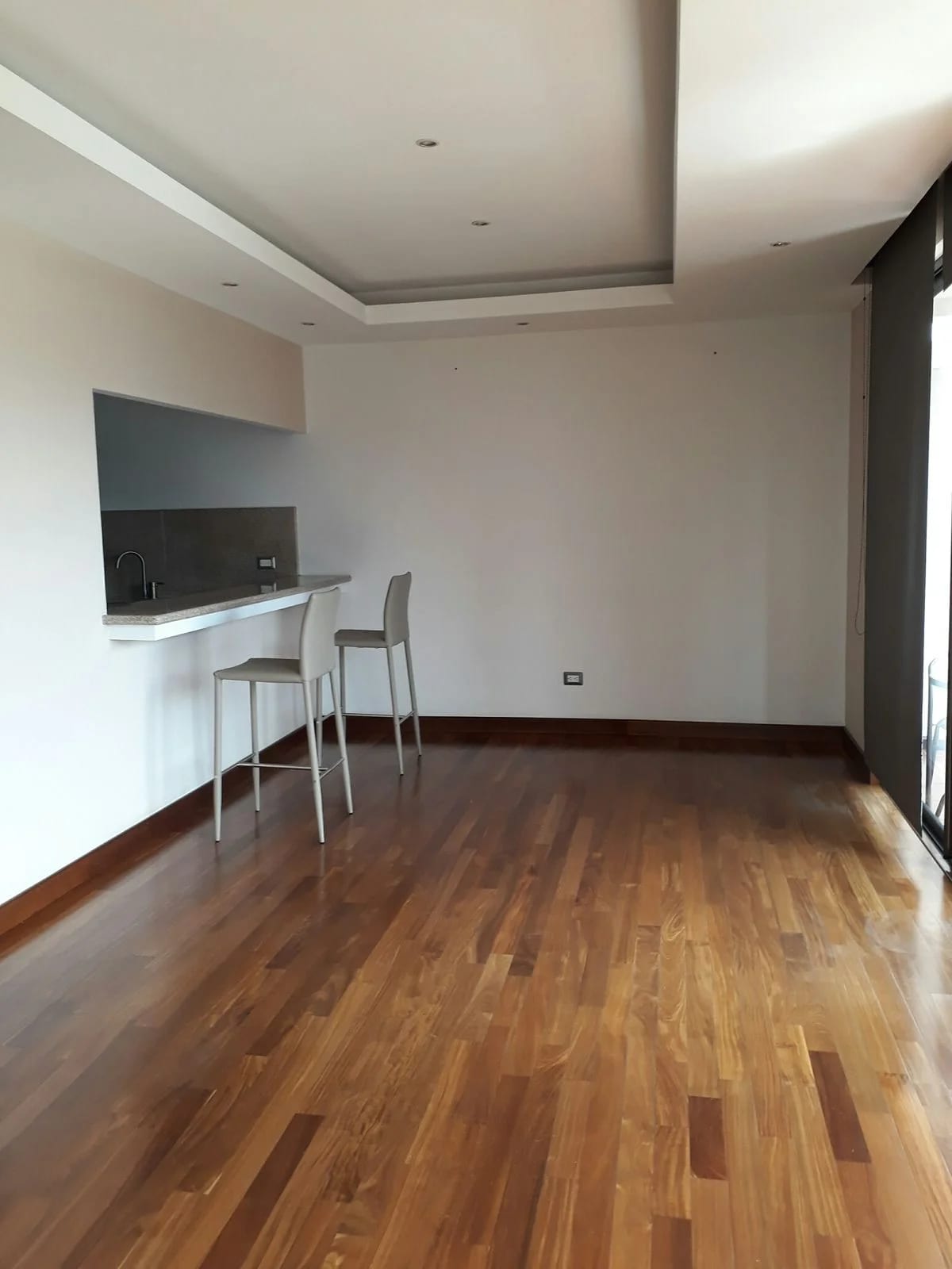VENDO APTO Z.10 EDIF. MIRAFIORI REF.6827 — Apartamento en Venta en Zona 10, Guatemala, Ciudad — foto 3 de 14