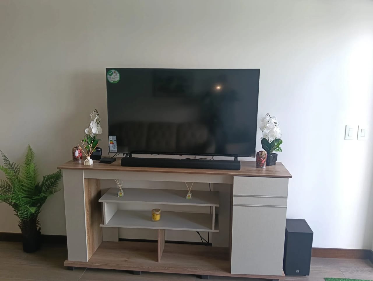 RENTO APTO AMUEBLADO/EQUIPADO Z.16 VH4 NARU16 REF.6890 — Apartamento en Alquiler en Zona 16, Guatemala, Ciudad — foto 6 de 14