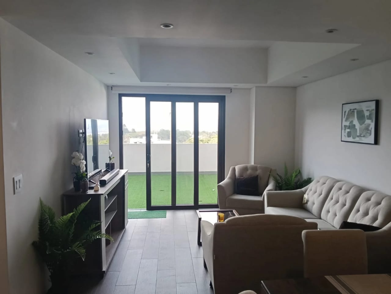RENTO APTO AMUEBLADO/EQUIPADO Z.16 VH4 NARU16 REF.6890 — Apartamento en Alquiler en Zona 16, Guatemala, Ciudad — foto 12 de 14