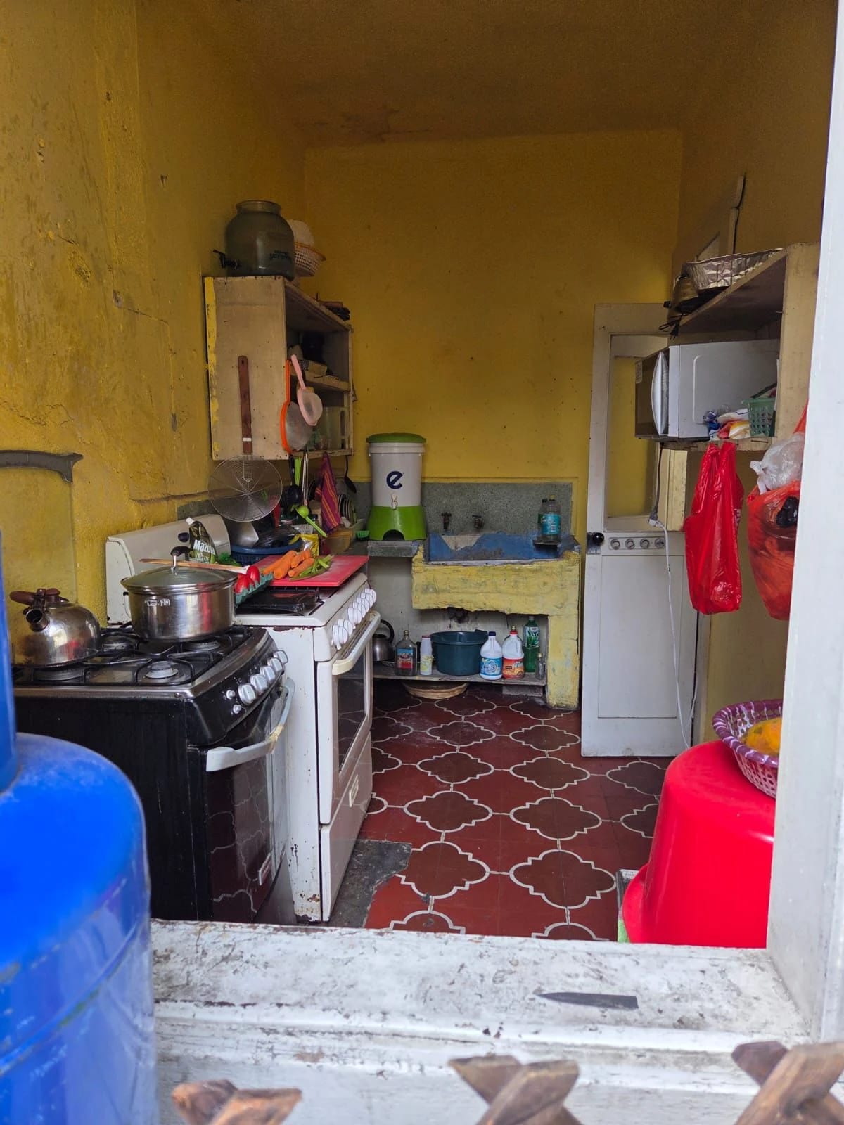 VENDO CASA PARA REMODELAR ZONA 2 CERCA PARQUE MORAZAN REF.6892 — Casa en Venta en Zona 2, Guatemala, Ciudad — foto 4 de 6