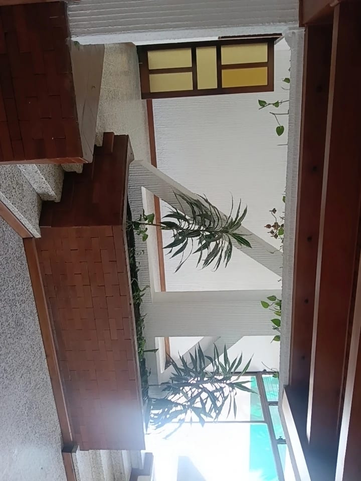 RENTO CASA DE 4 HAB ZONA 10 VILLA MARQUEZ REF.6934 *3 PARQUEOS, CUARTO SERV, 4 HAB, 3.5 BAÑOS, SALA FAM* — Casa en Alquiler en Zona 10, Guatemala, Ciudad — foto 11 de 13