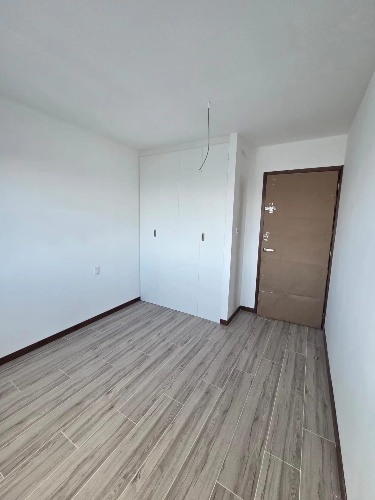 VENDO APTO Z.10 NEO REF.6884 *58 M2, 2 HAB, 1 BAÑO, 1 PARQUEO, BODEGA, $157500* — Apartamento en Venta en Zona 10, Guatemala, Ciudad — foto 4 de 9