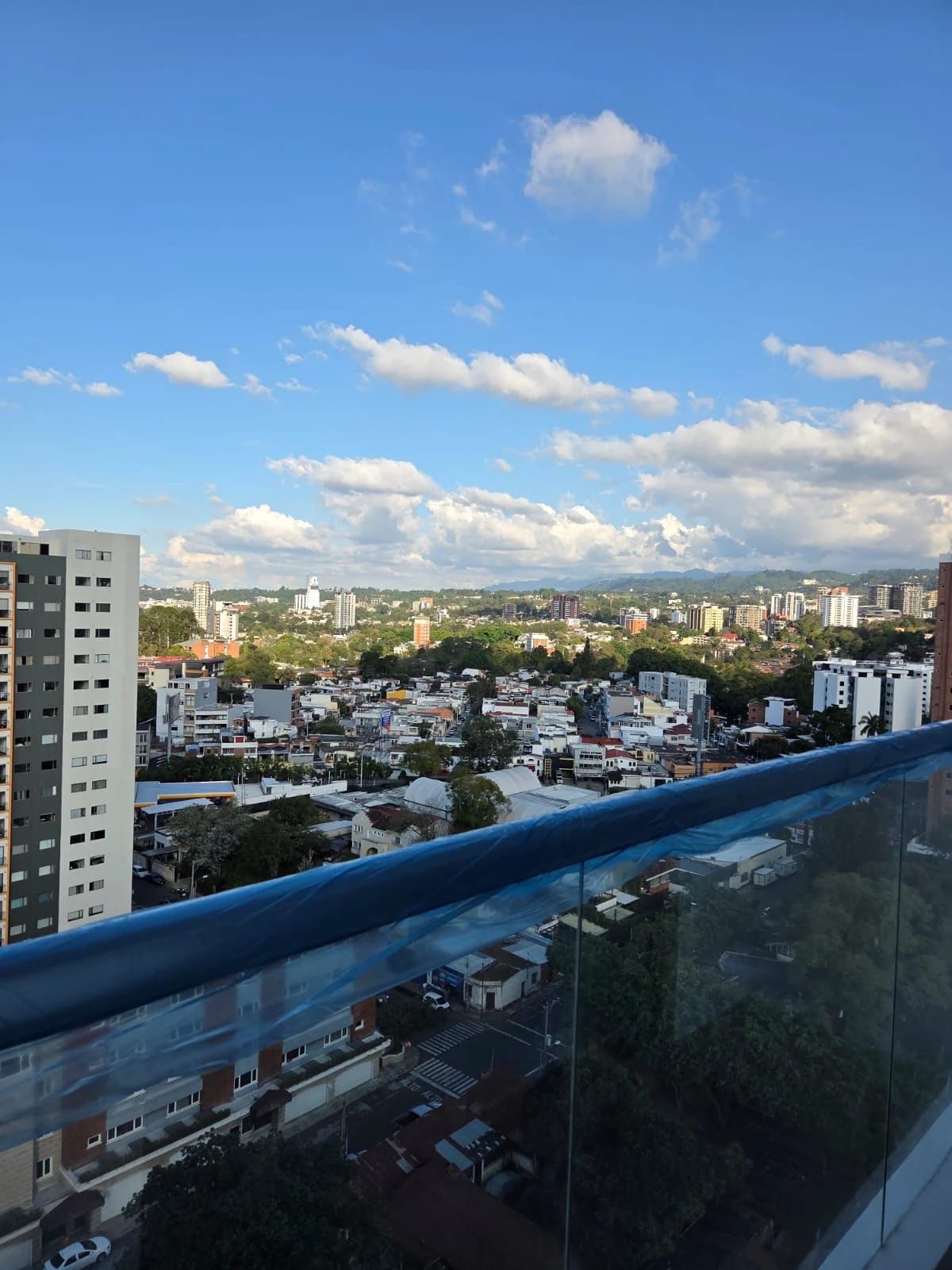 VENDO APTO Z.10 NEO REF.6884 *58 M2, 2 HAB, 1 BAÑO, 1 PARQUEO, BODEGA, $157500* — Apartamento en Venta en Zona 10, Guatemala, Ciudad — foto 9 de 9