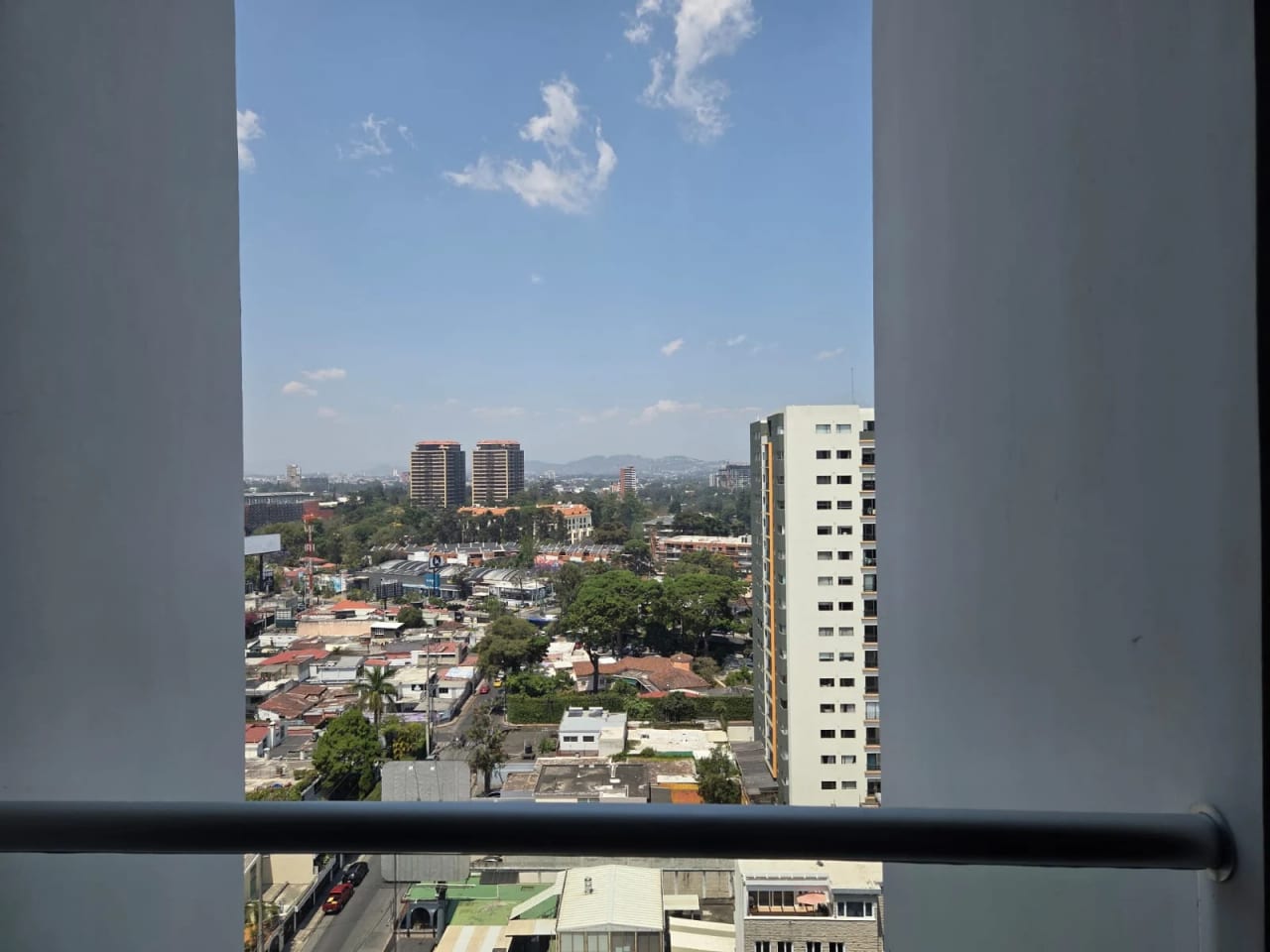 VENDO APTO Z.10 NEO REF.6884 *58 M2, 2 HAB, 1 BAÑO, 1 PARQUEO, BODEGA — Apartamento en Venta en Zona 10, Guatemala, Ciudad — foto 10 de 17