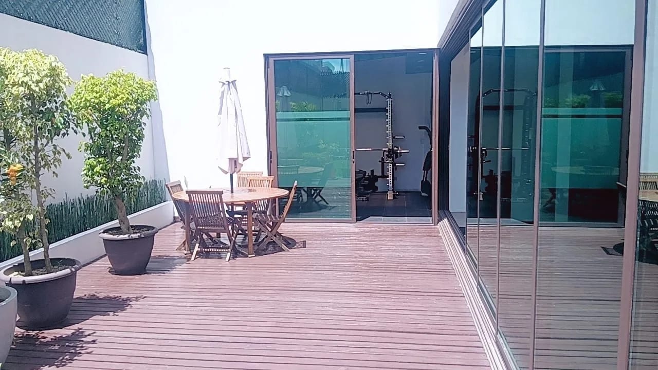 RENTO APTO AMUEBLADO Z.10 EDIF URBANA REF.6935 *2 HAB, 2.5 BAÑOS, 2 PARQUEOS, 88M2, $1125* — Apartamento en Alquiler en Zona 10, Guatemala, Ciudad — foto 11 de 16