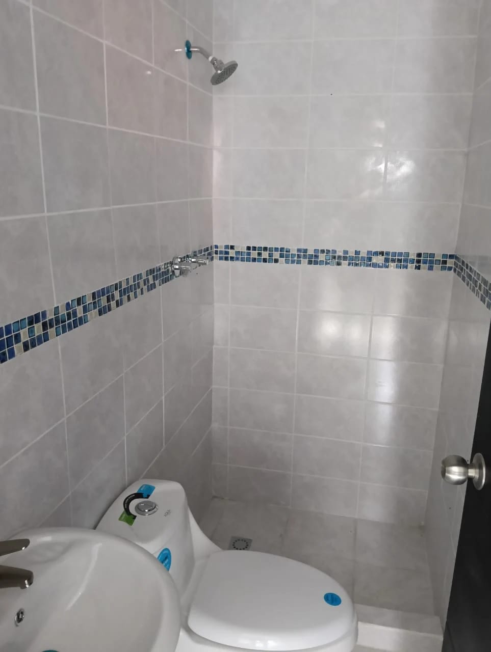 VENDO ULTIMO APTO NUEVO CONDOMINIO VISTAS DE HACIENDA REAL Z.16 REF.6698B *2 HAB, 1 BAÑO, 2 PARQUEOS, 75.76 M2, Q.707,500* — Apartamento en Venta en Zona 16, Guatemala, Ciudad — foto 6 de 17
