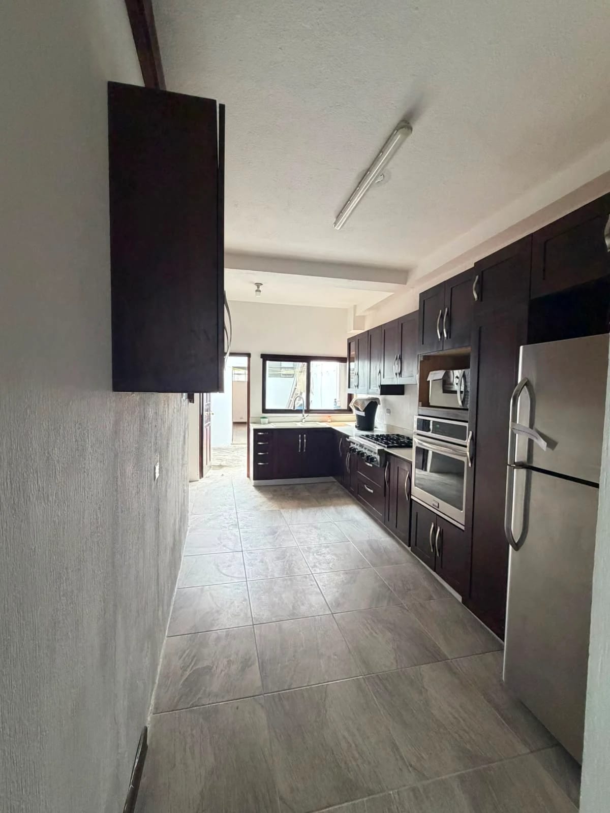 VENDO CASA ZONA 1 POR LA IGLESIA LA RECOLECCIÓN REF.6939 — Casa en Venta en Zona 1, Guatemala, Ciudad — foto 9 de 17