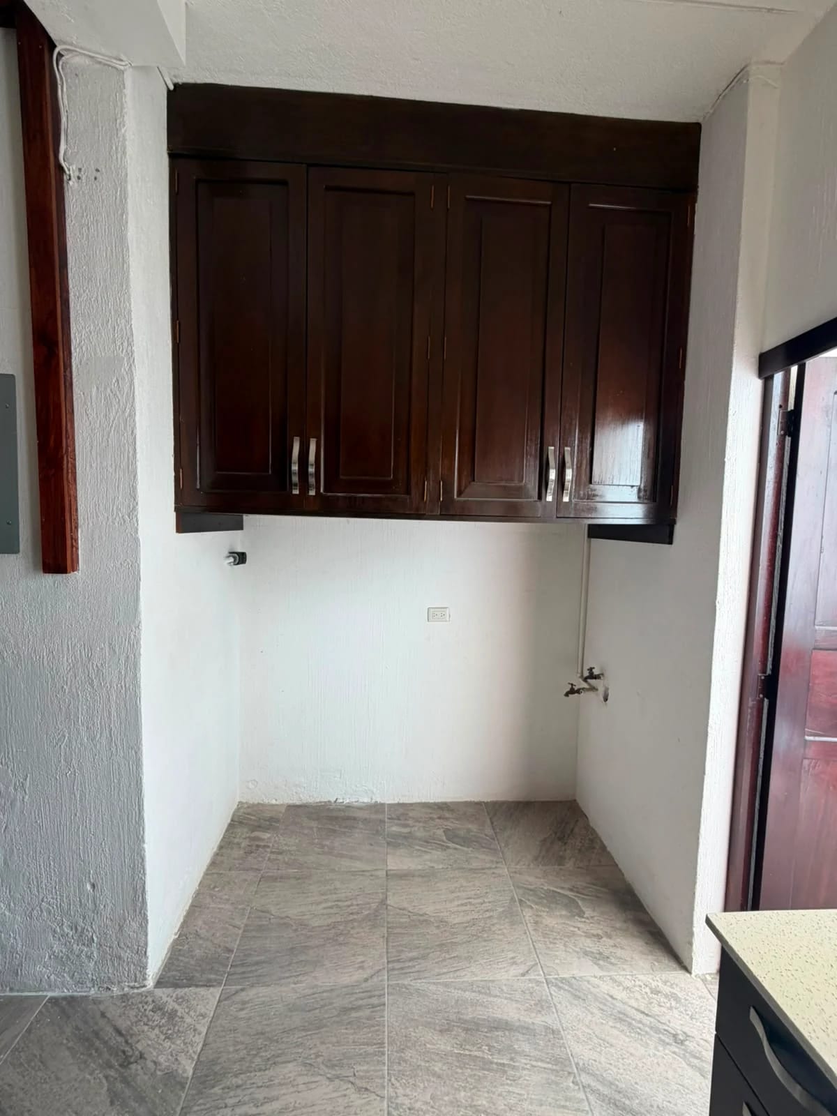 VENDO CASA ZONA 1 POR LA IGLESIA LA RECOLECCIÓN REF.6939 — Casa en Venta en Zona 1, Guatemala, Ciudad — foto 13 de 17