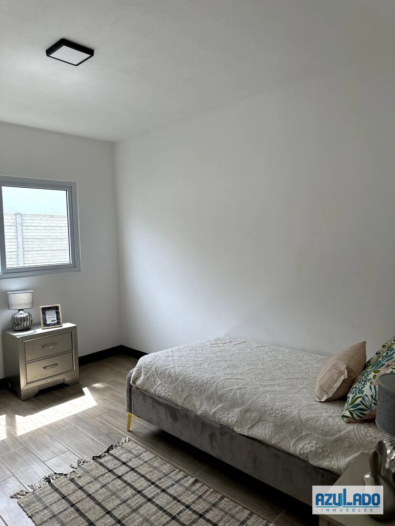 Dormitorio 3 — Casas en Bosques de Santa Elena 150m2 — Casa en Venta en Carretera a El Salvador, Guatemala, Ciudad — foto 7 de 9