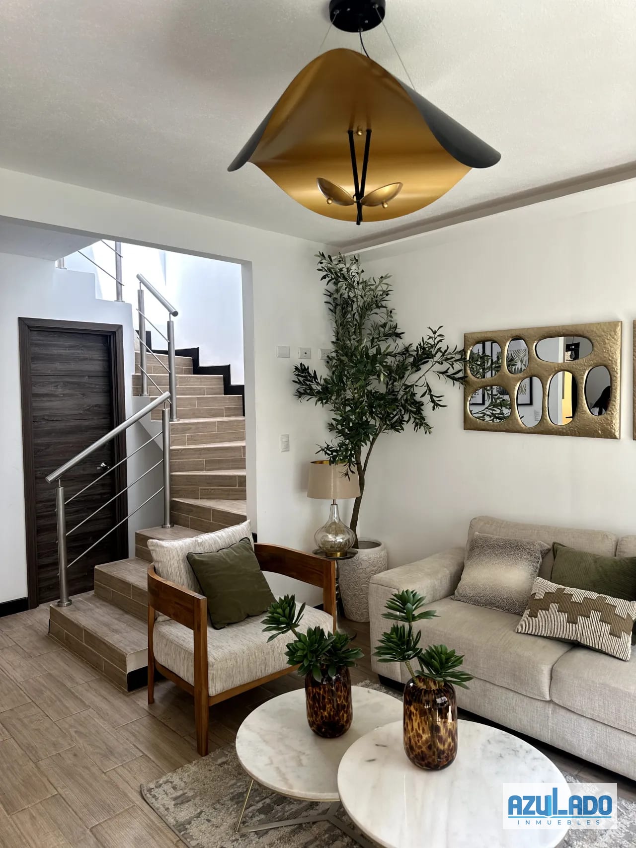 Sala — Casas en Bosques de Santa Elena 150m2 — Casa en Venta en Carretera a El Salvador, Guatemala, Ciudad — foto 9 de 9