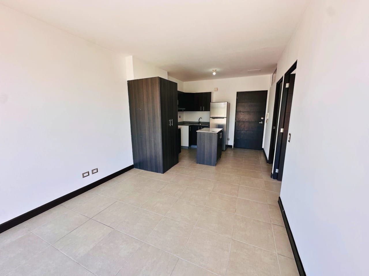 APARTAMENTO EN RENTA, EDIFICIO DESTINY 60 MTS2, 2 DORMITORIOS, CARRETERA A EL SALVADOR.