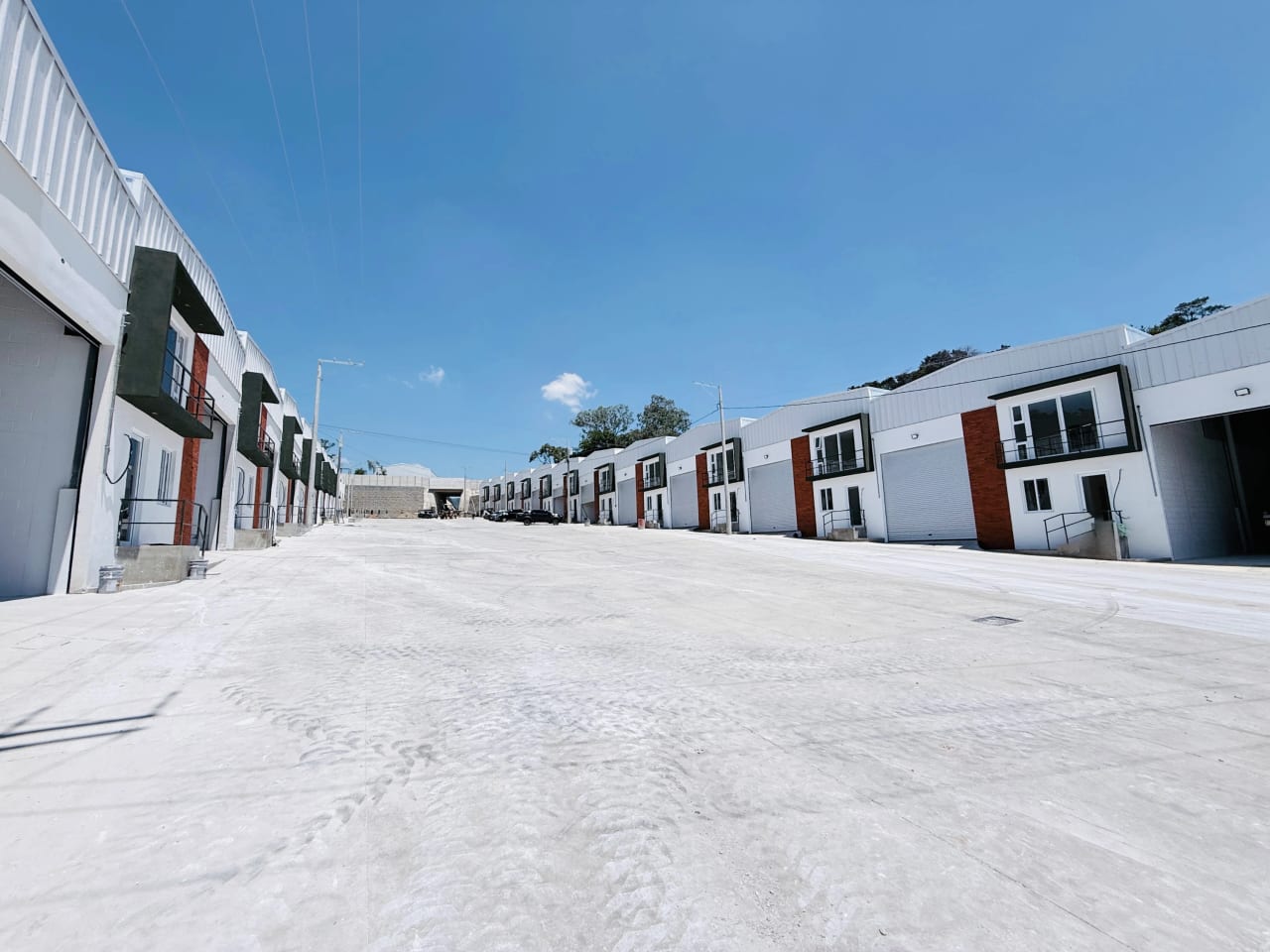 OFIBODEGAS PARA ESTRENAR, CAES DESDE 282Mt2 / COMPLEJO INDUSTRIAL - Image 2