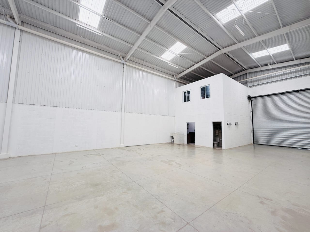 OFIBODEGAS PARA ESTRENAR, CAES DESDE 282Mt2 / COMPLEJO INDUSTRIAL - Image 5