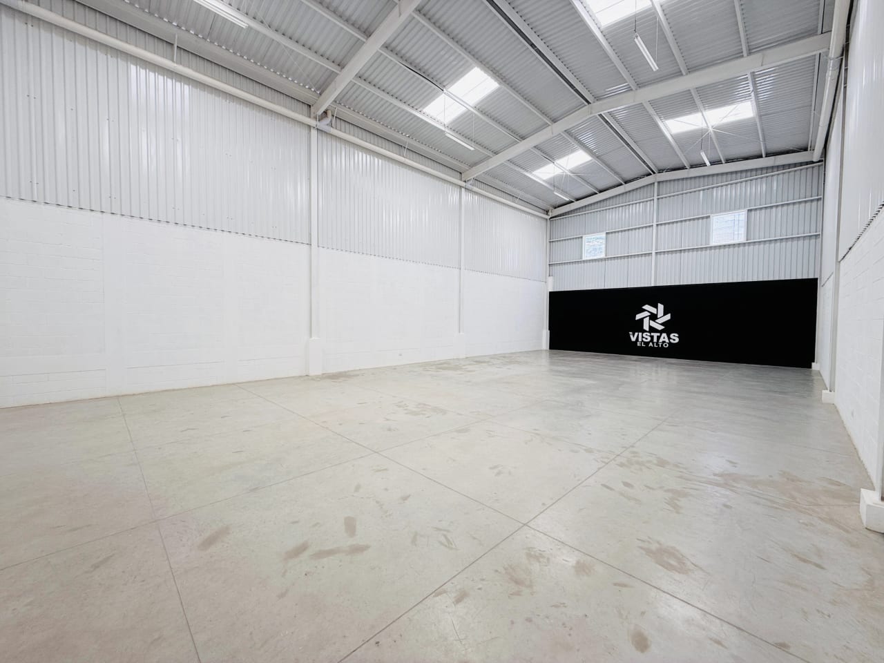 OFIBODEGAS PARA ESTRENAR, CAES DESDE 282Mt2 / COMPLEJO INDUSTRIAL - Image 3