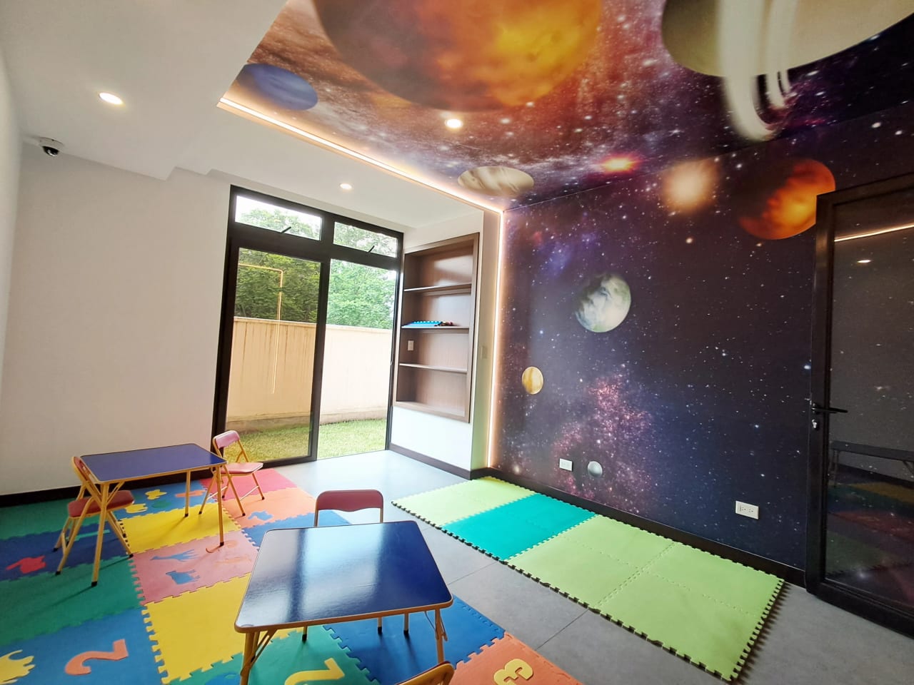 APARTAMENTO AMUEBLADO PARA ESTRENAR EDIFICIO ARLES 57MTS2, 2 DORMITORIOS, ZONA 15 — Apartamento en Alquiler en Arles, Zona 15, Guatemala, Ciudad — foto 16 de 17
