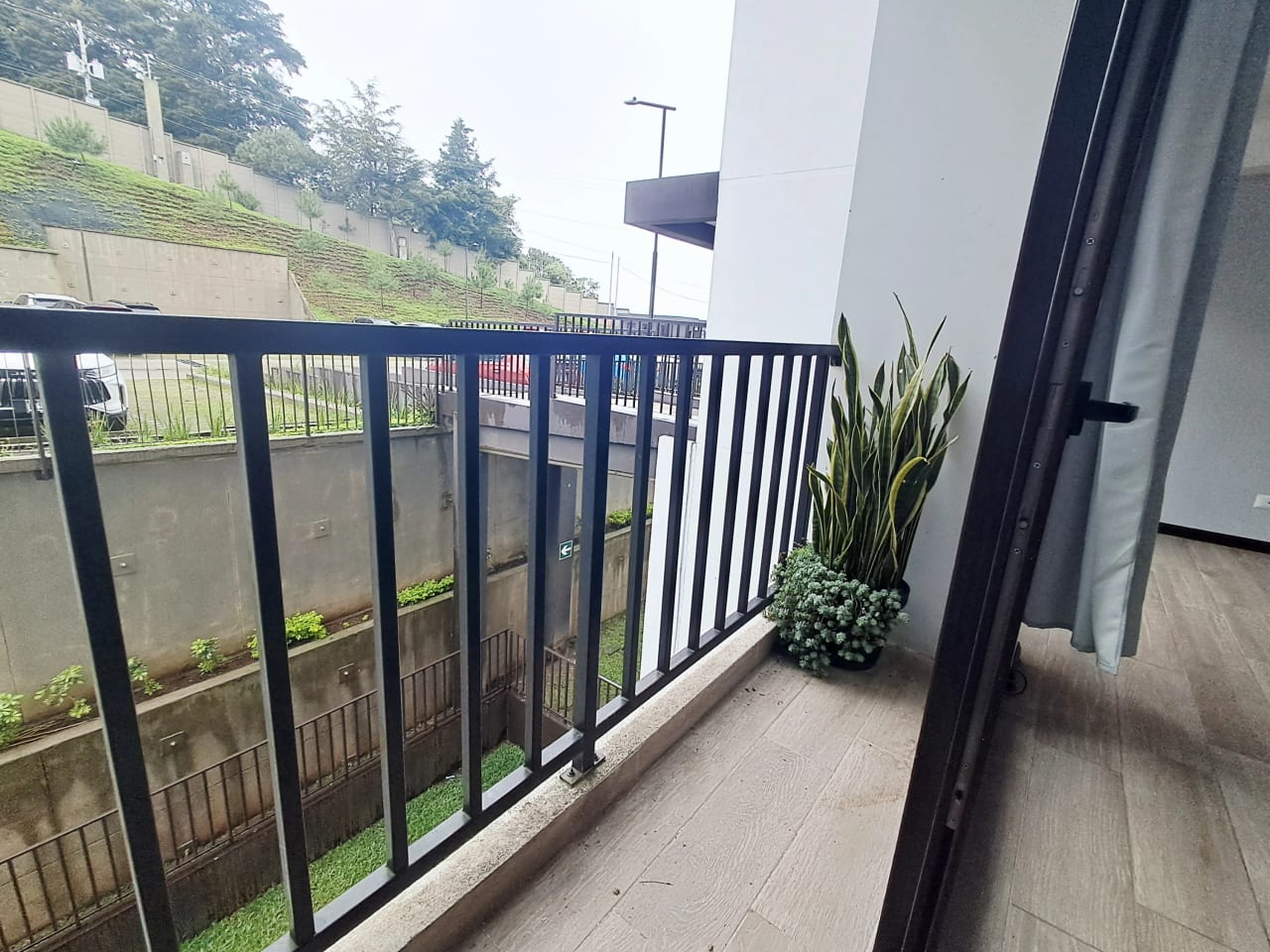 APARTAMENTO EDIFICIO NAGANO CON LÍNEA BLANCA 81 MTS2, PIEDRA PARADA, CRISTO REAL ZONA 16 — Apartamento en Alquiler en Zona 16, Guatemala, Ciudad — foto 4 de 17