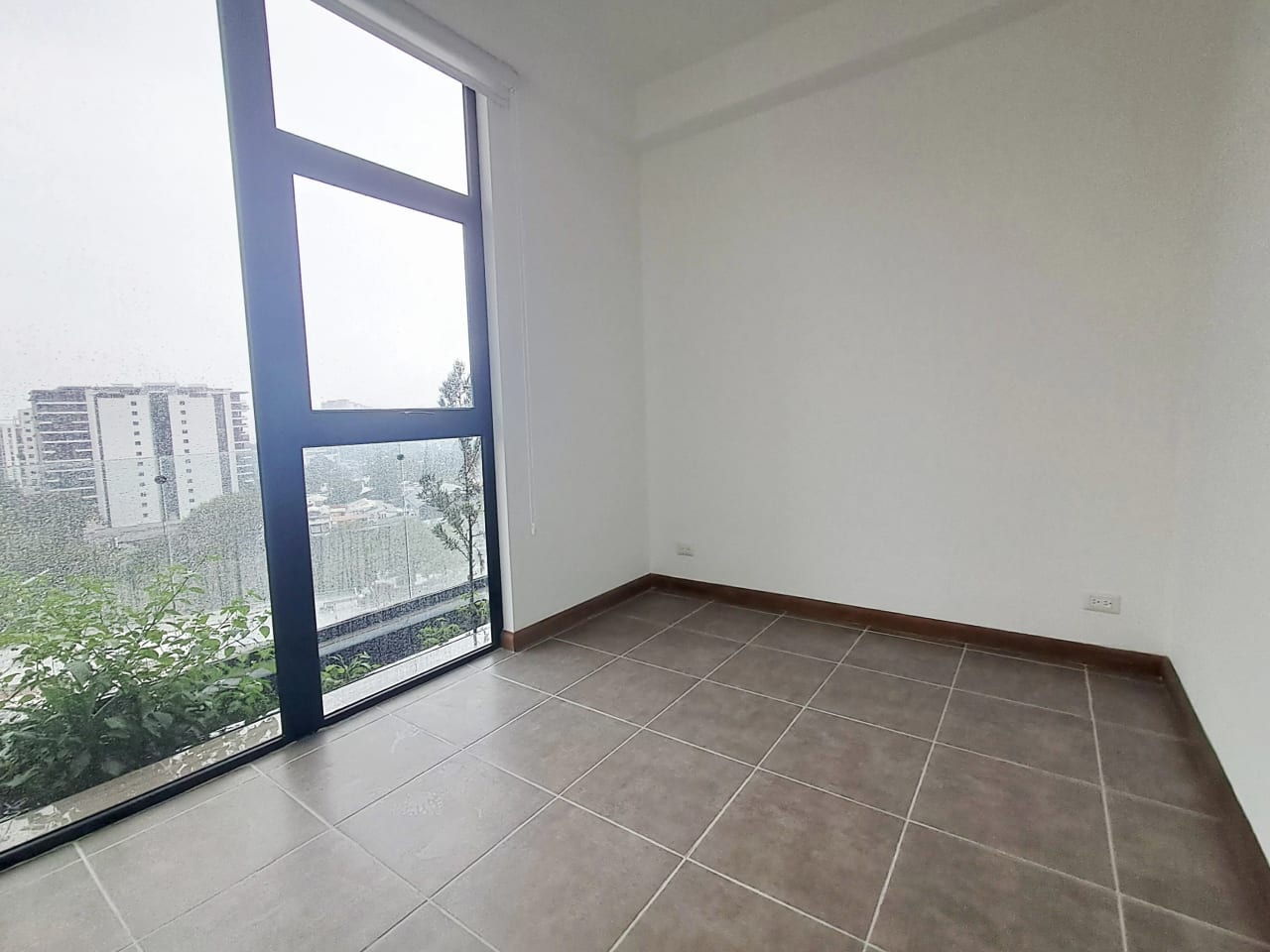 APARTAMENTO EN RENTA P/ESTRENAR, EDIF. QUINCE ESQUINA, ZONA 15 — Apartamento en Alquiler en Quince Esquina, Zona 15, Guatemala, Ciudad — foto 4 de 17