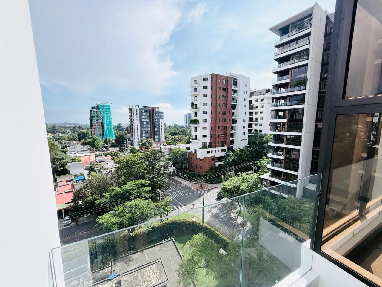 APARTAMENTO IDEAL PARA INVERSIÓN 2 HABS. 92Mts2 EDIF. Arles ZONA 15 — Apartamento en Venta en Arles, Zona 15, Guatemala, Ciudad — foto 11 de 17