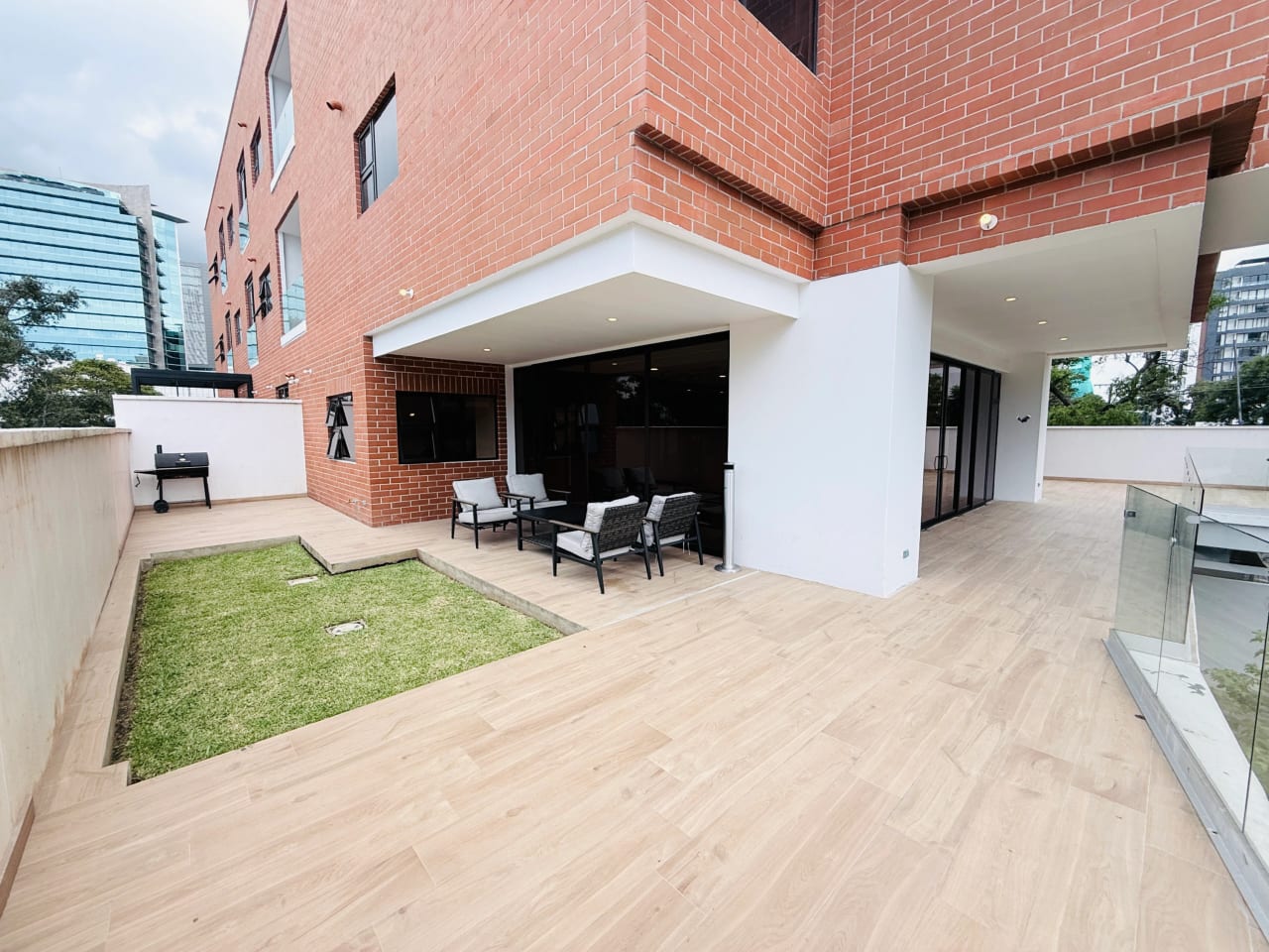 APARTAMENTO IDEAL PARA INVERSIÓN 2 HABS. 92Mts2 EDIF. Arles ZONA 15 — Apartamento en Venta en Arles, Zona 15, Guatemala, Ciudad — foto 17 de 17
